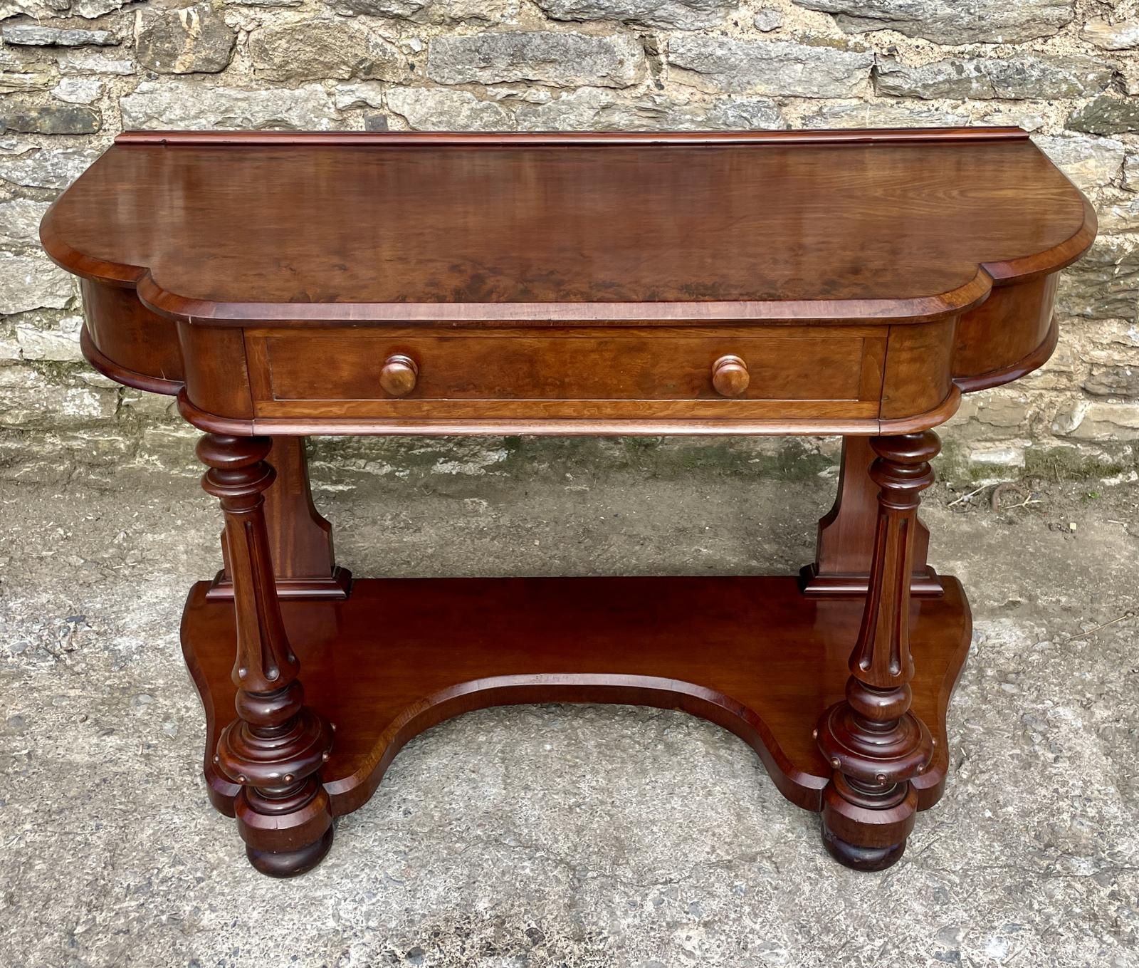 Victorian Mahogany Duchess Dressing Table (1 of 23) Victorian Mahogany Duchess Dressing Table (1 of 23)