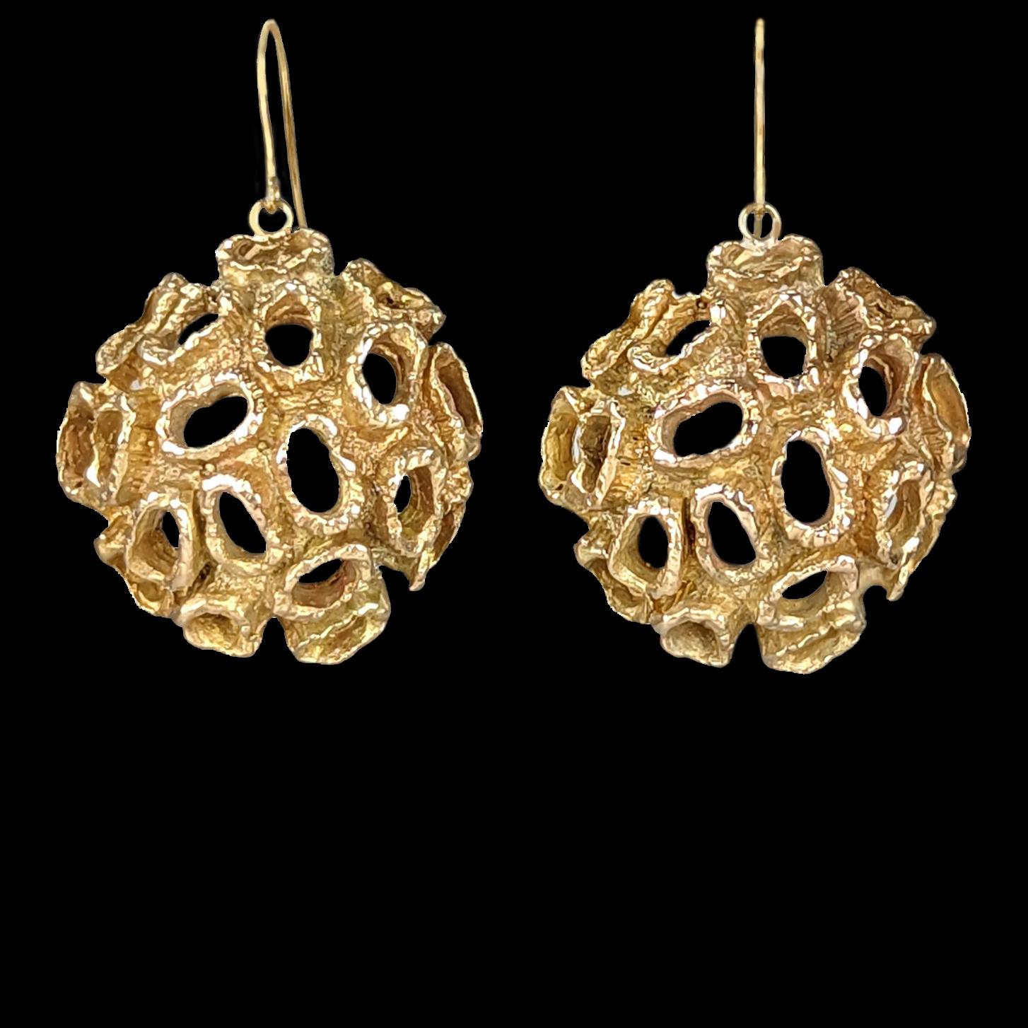 Deakin & Francis Drop Earrings Textured 9ct Gold Dangle Earrings Vintage 1979 (1 of 11) Deakin & Francis Drop Earrings Textured 9ct Gold Dangle Earrings Vintage 1979 (1 of 11)