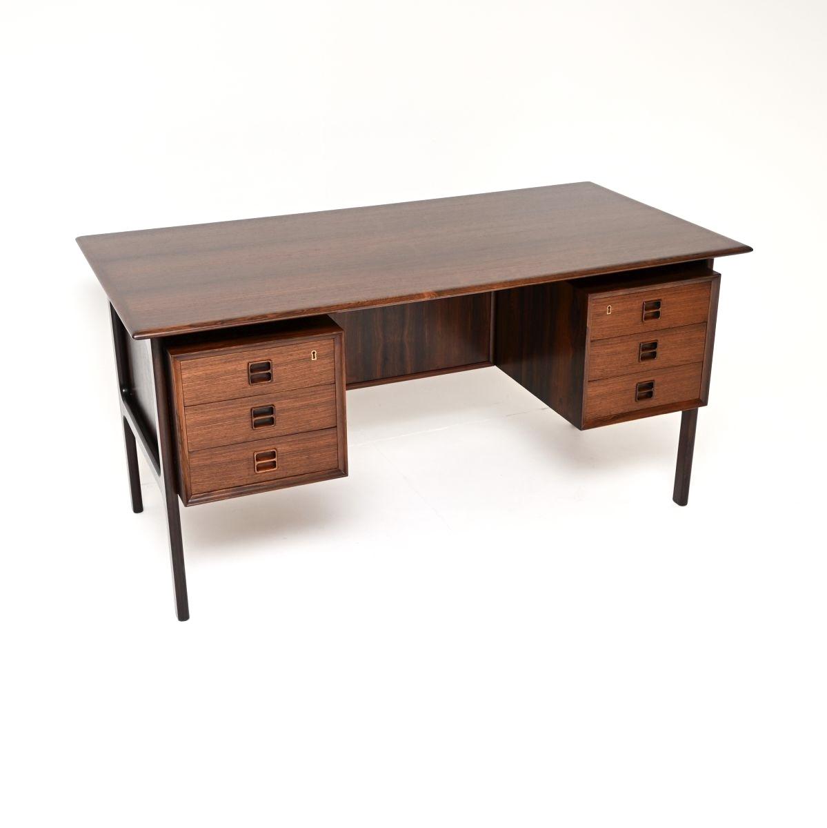 Danish Vintage Rosewood Desk by Arne Vodder (1 of 10) Danish Vintage Rosewood Desk by Arne Vodder (1 of 10)