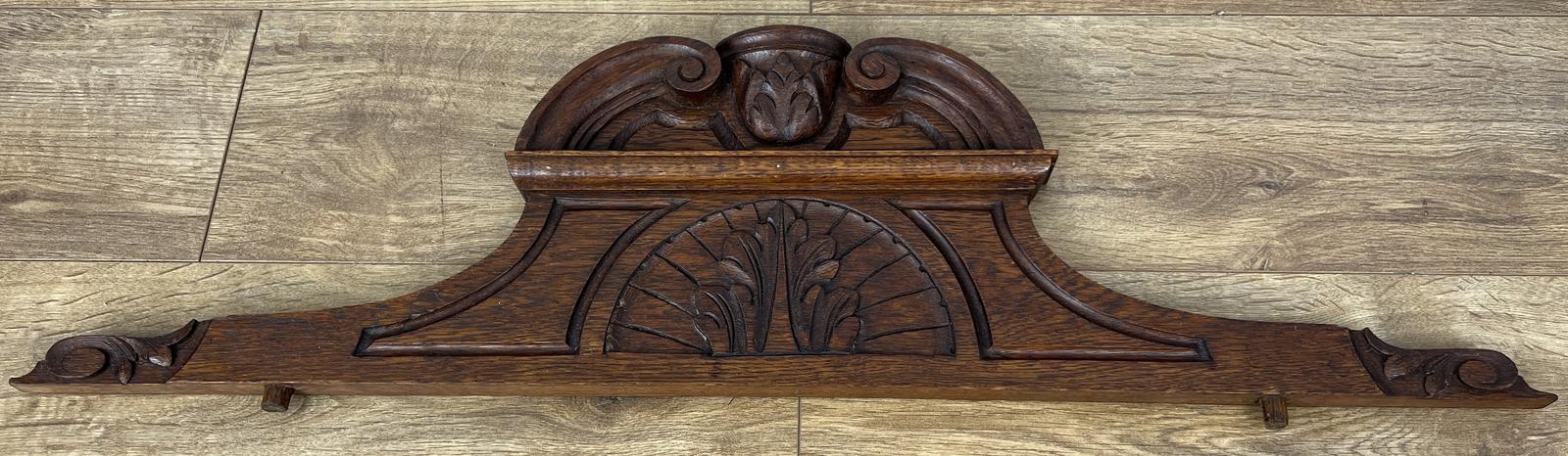 Pediment Antique French Style Oak Hand Carved Decorative Crest (1 of 6) Pediment Antique French Style Oak Hand Carved Decorative Crest (1 of 6)
