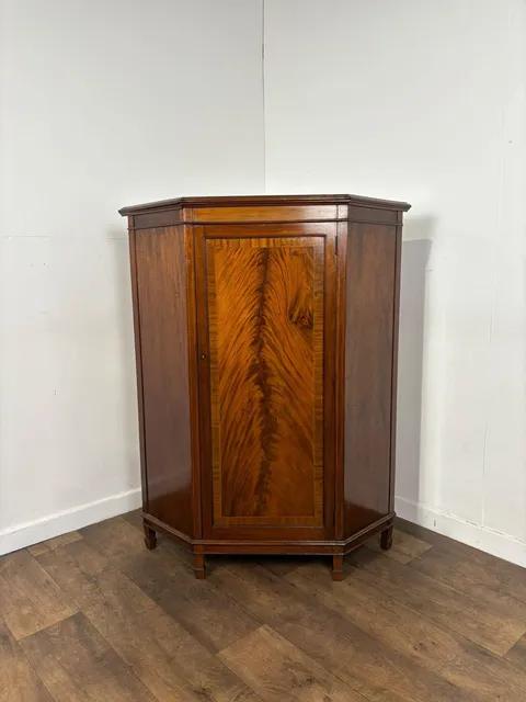 Edwardian Flame Mahogany Inlaid Freestanding Corner Cabinet (1 of 14) Edwardian Flame Mahogany Inlaid Freestanding Corner Cabinet (1 of 14)