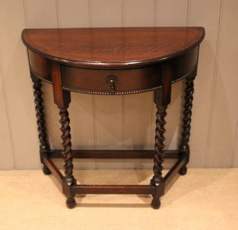 Oak Demi Lune Side Table (1 of 11) Oak Demi Lune Side Table (1 of 11)