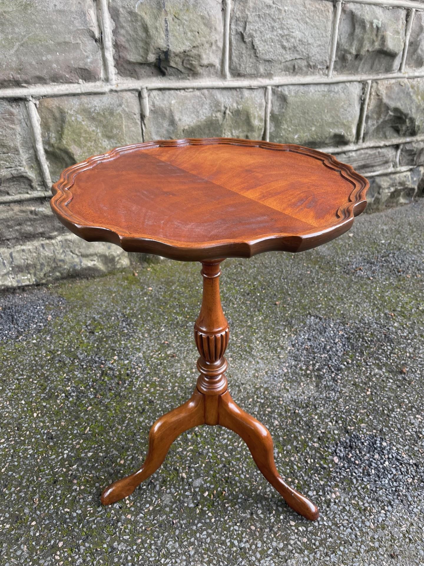 Antique Walnut Tripod Wine Table (1 of 5) Antique Walnut Tripod Wine Table (1 of 5)