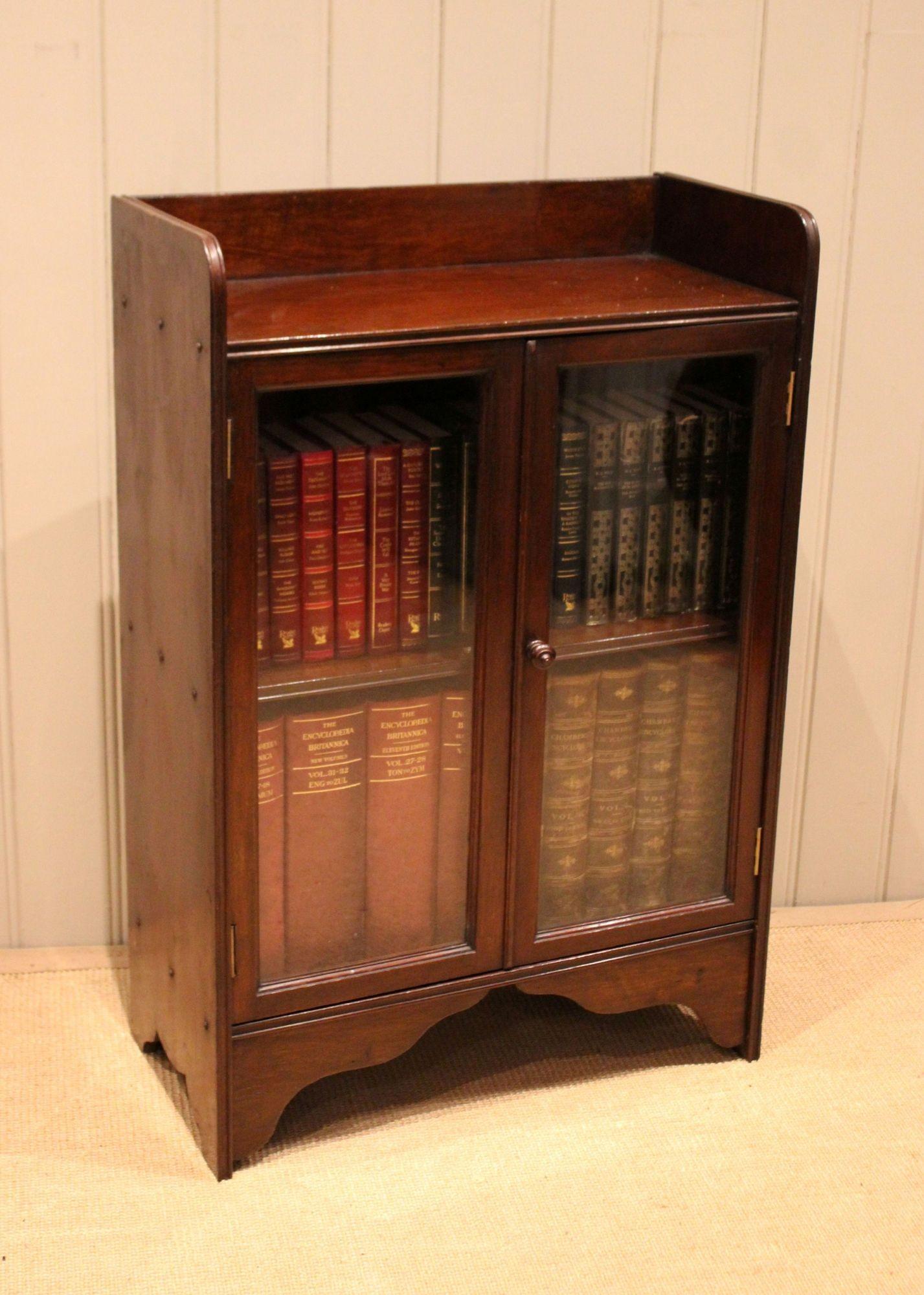 Small Mahogany Glazed Bookcase (1 of 13)