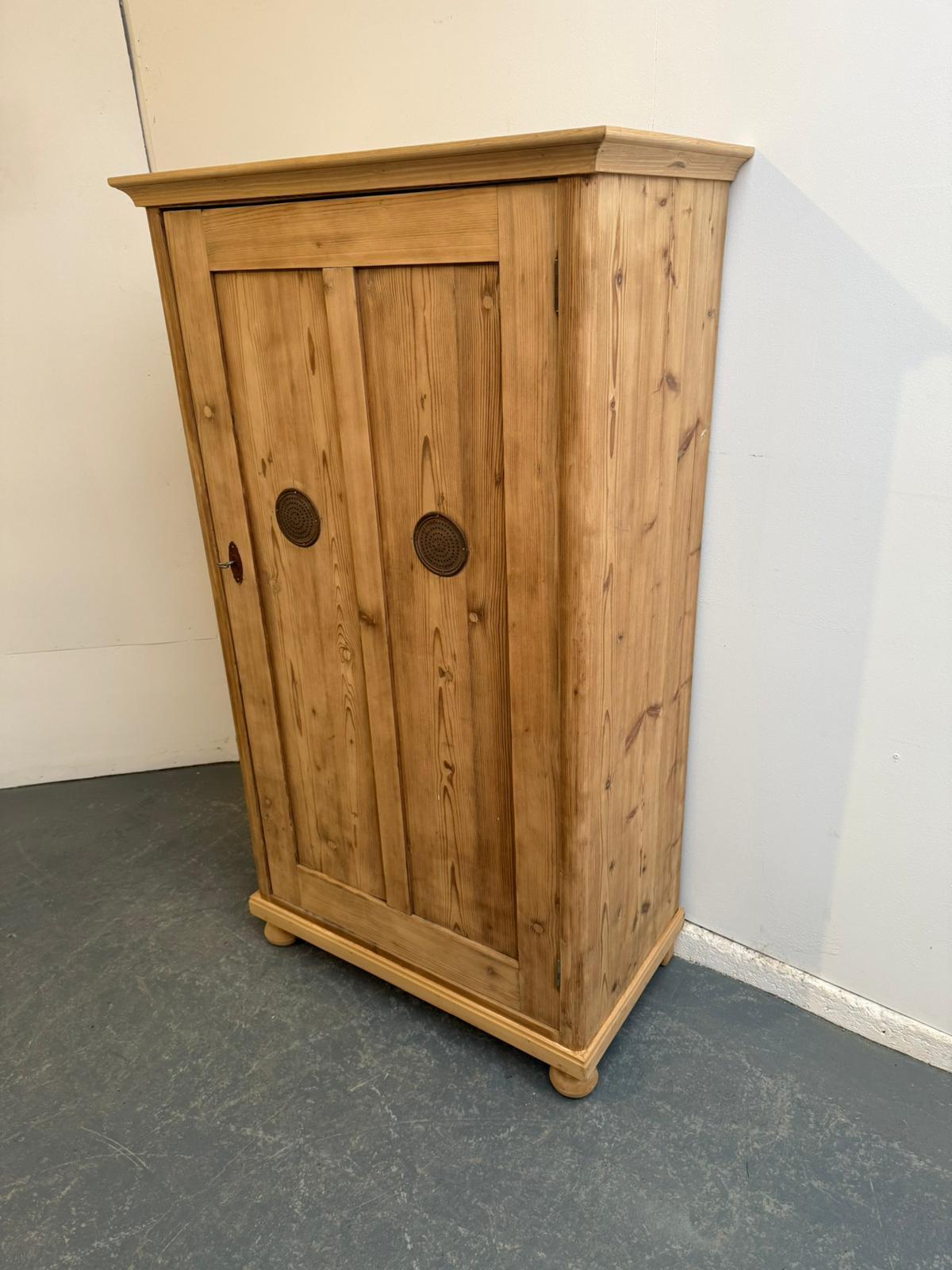 A Lovely Victorian Antique /old Pine 1 Door Vented Kitchen Cupboard to Wax/paint (1 of 8)