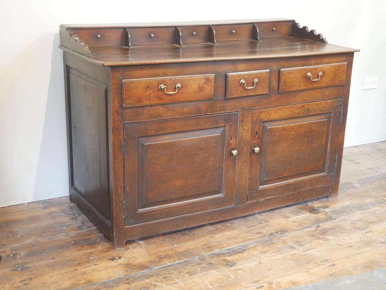 Georgian Oak Dresser (1 of 13)