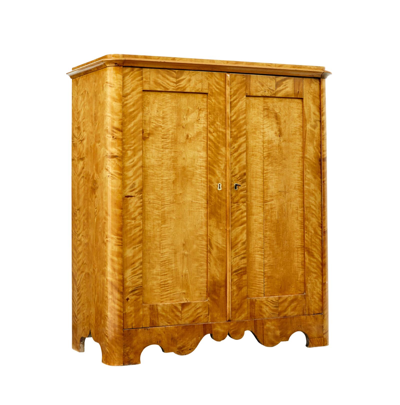 19th Century Swedish Birch Cupboard (1 of 11)