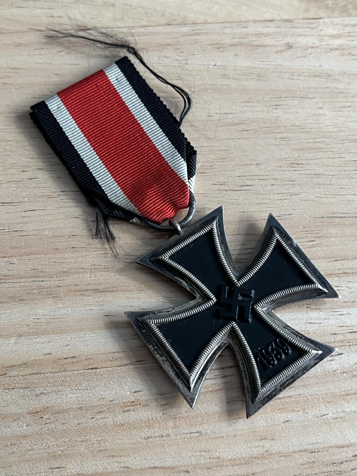 Third Reich German Iron Cross Second Class - Unmarked (1 of 10)