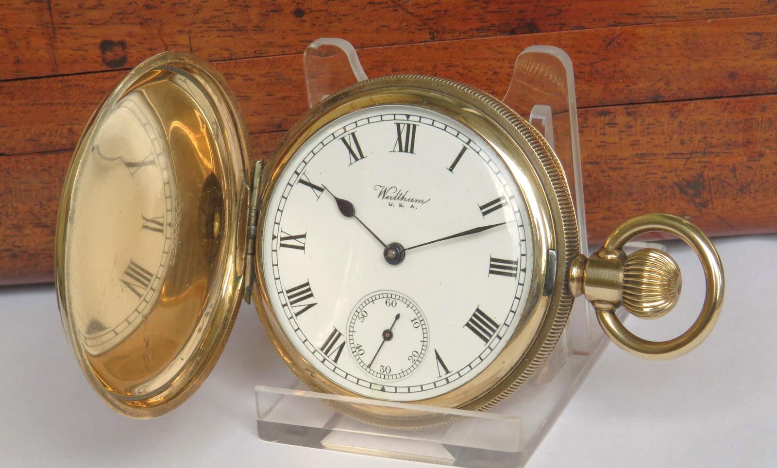 Pocket Watch : Antique Waltham Full Hunter Pocket Watch, 1927 (1 of 6) Pocket Watch : Antique Waltham Full Hunter Pocket Watch, 1927 (1 of 6)