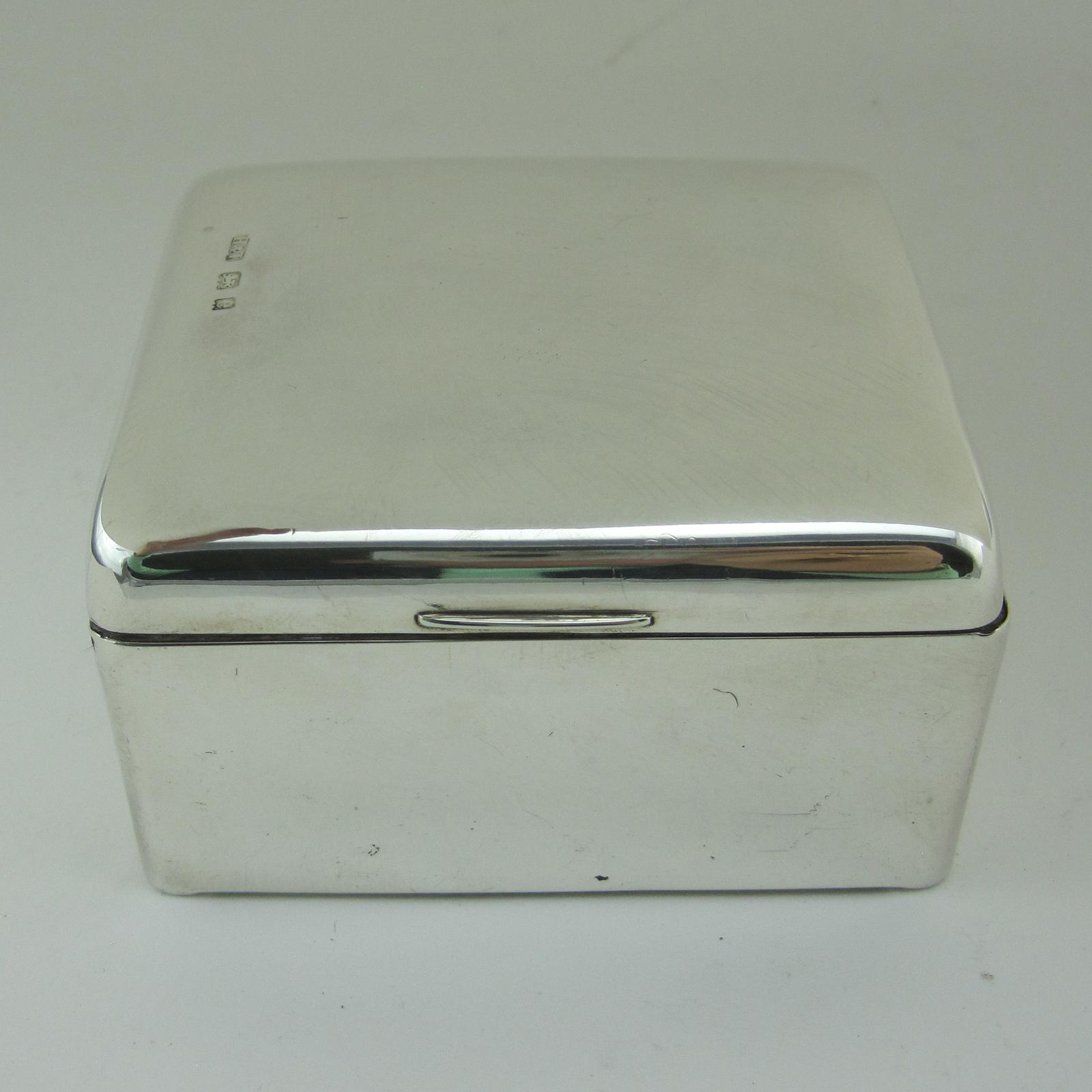 Plain Edwardian Silver Square Trinket or Cigarette Box (1 of 6) Plain Edwardian Silver Square Trinket or Cigarette Box (1 of 6)