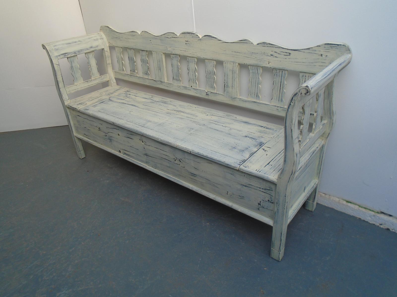 Mottled White Motif Antique Pine 3 Seater Box Settle / Bench (1 of 9)