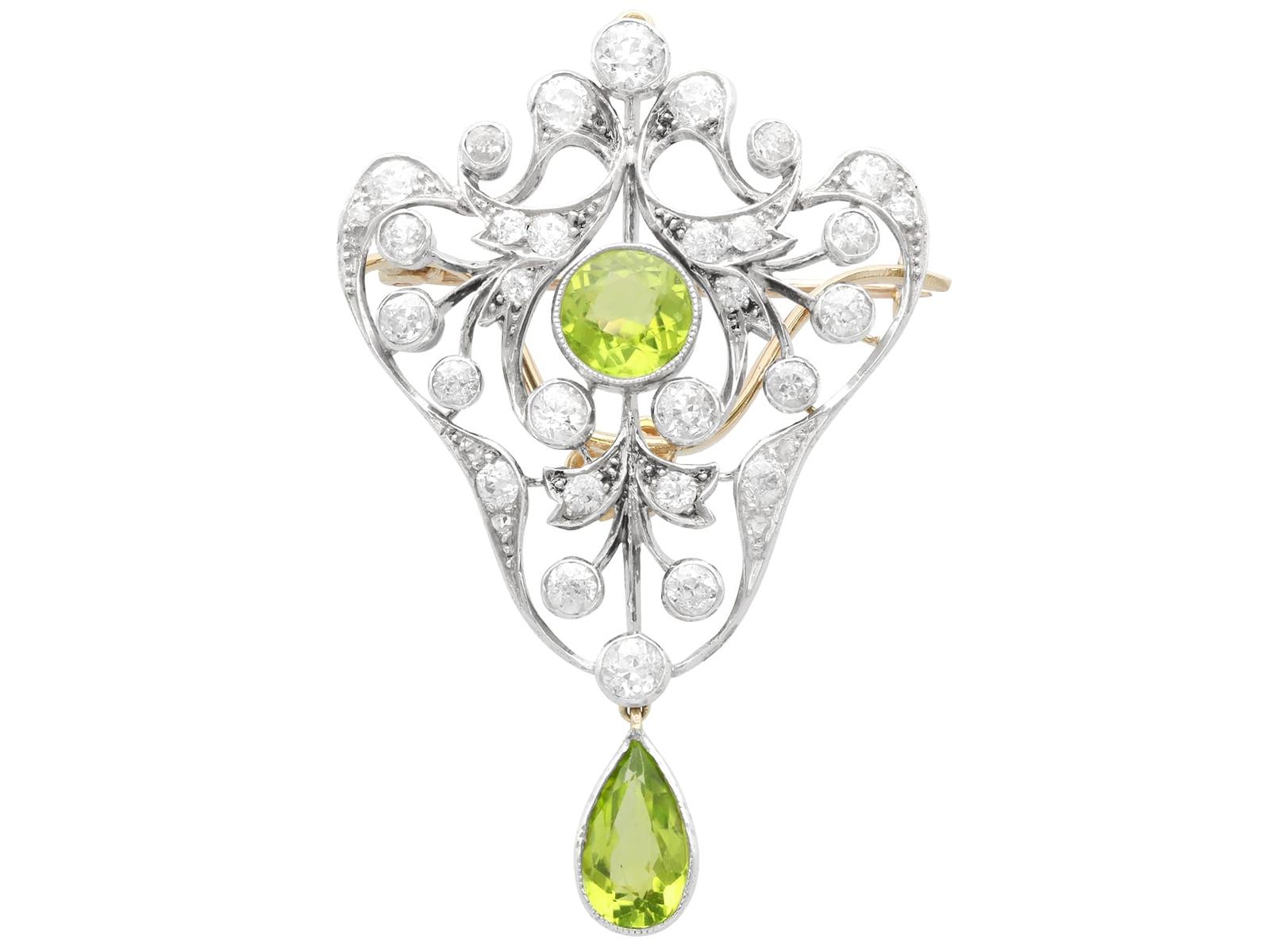Antique Art Nouveau 3.02ct Peridot & 3.41ct Diamond, 14ct Yellow Gold Pendant / Brooch c.1890 (1 of 14)