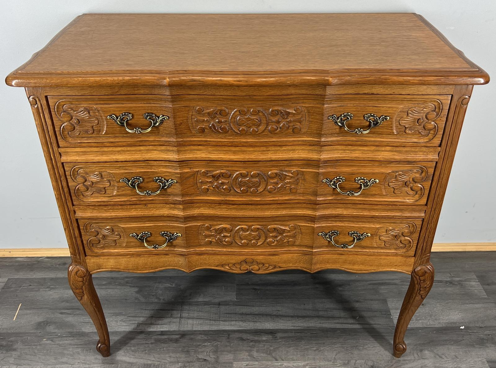 Chest of Drawers Vintage French Oak Cabinet Ornate Carved Front (1 of 10)