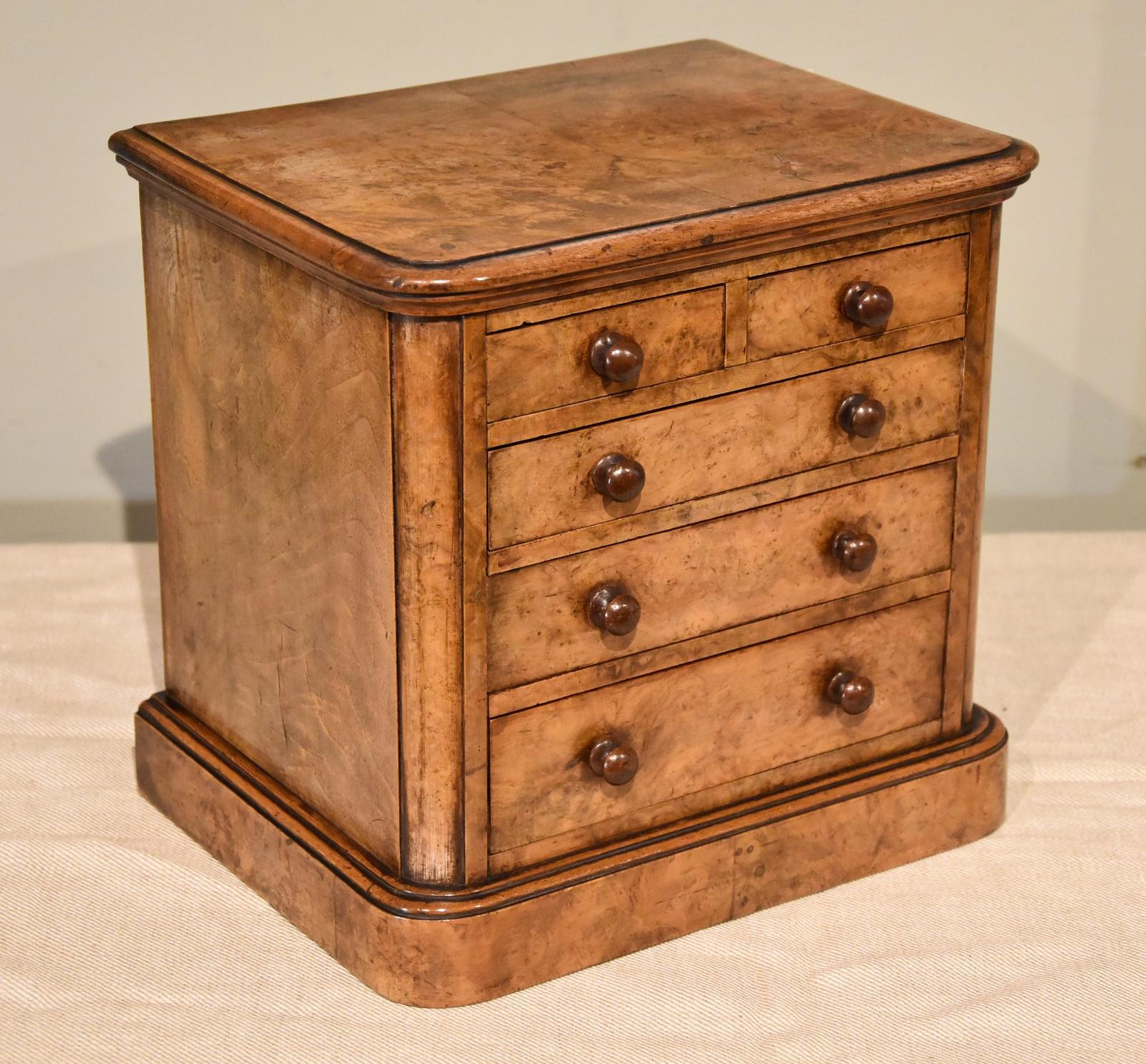 Early Victorian Burr Walnut Miniature Chest of Drawers (1 of 6) Early Victorian Burr Walnut Miniature Chest of Drawers (1 of 6)