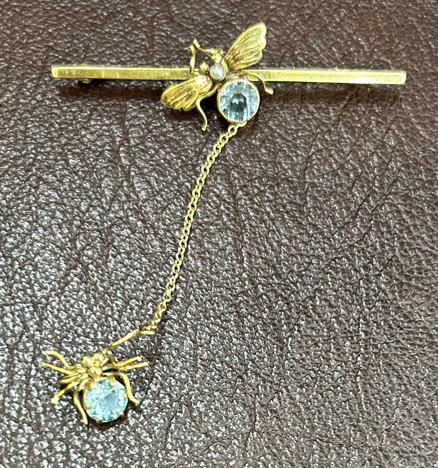 9ct Yellow Gold Blue Topaz (1 of 3)