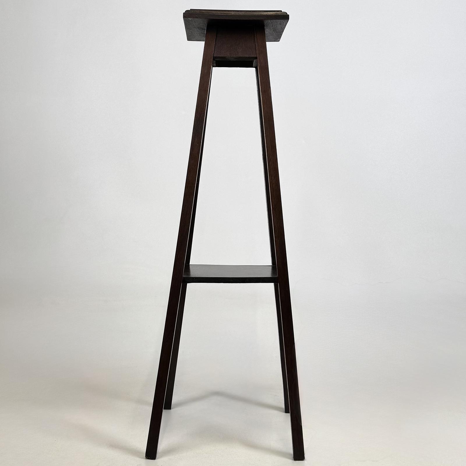 Antique 20th Century Good Quality Edwardian Plant Stand in Oak (1 of 7) Antique 20th Century Good Quality Edwardian Plant Stand in Oak (1 of 7)