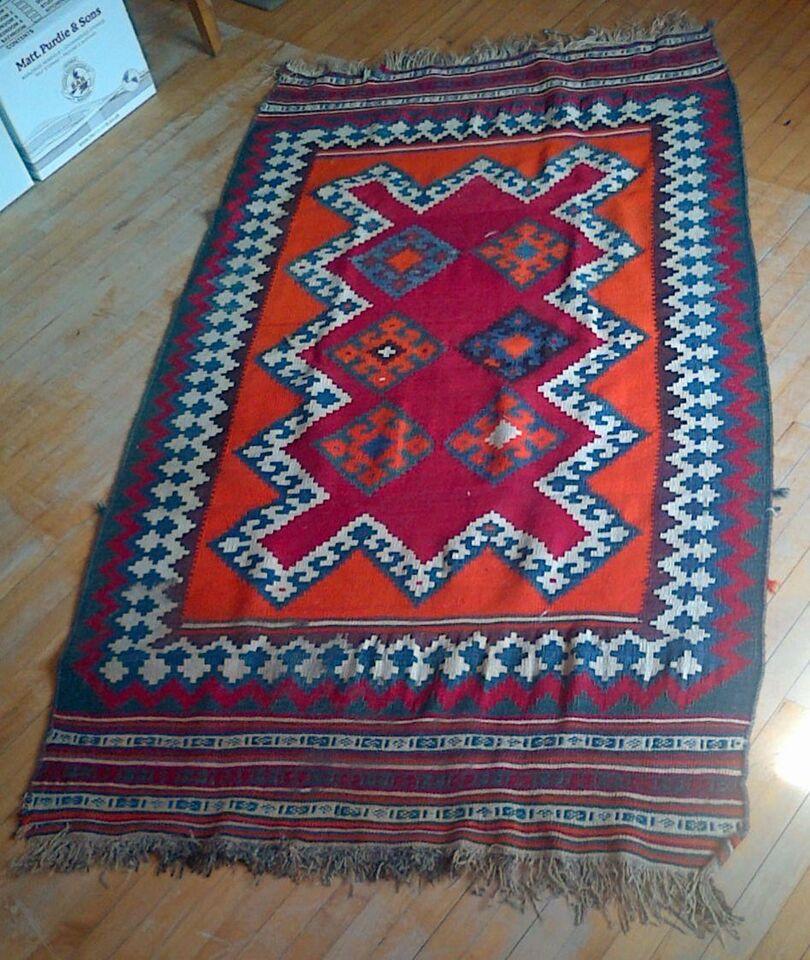 Traditional Afghan Rug (1 of 4)