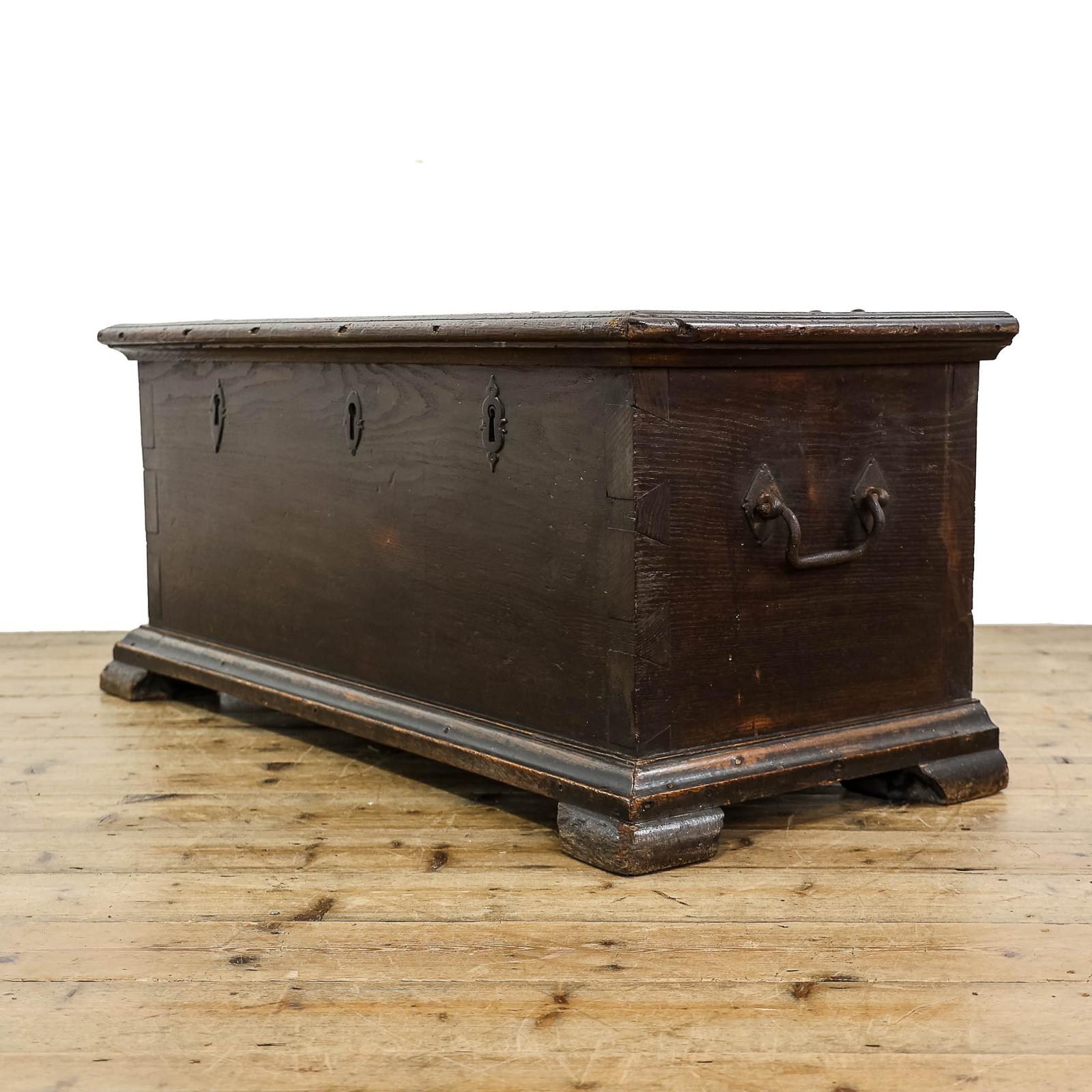 Antique Late 17th Century Oak Chest (1 of 13) Antique Late 17th Century Oak Chest (1 of 13)