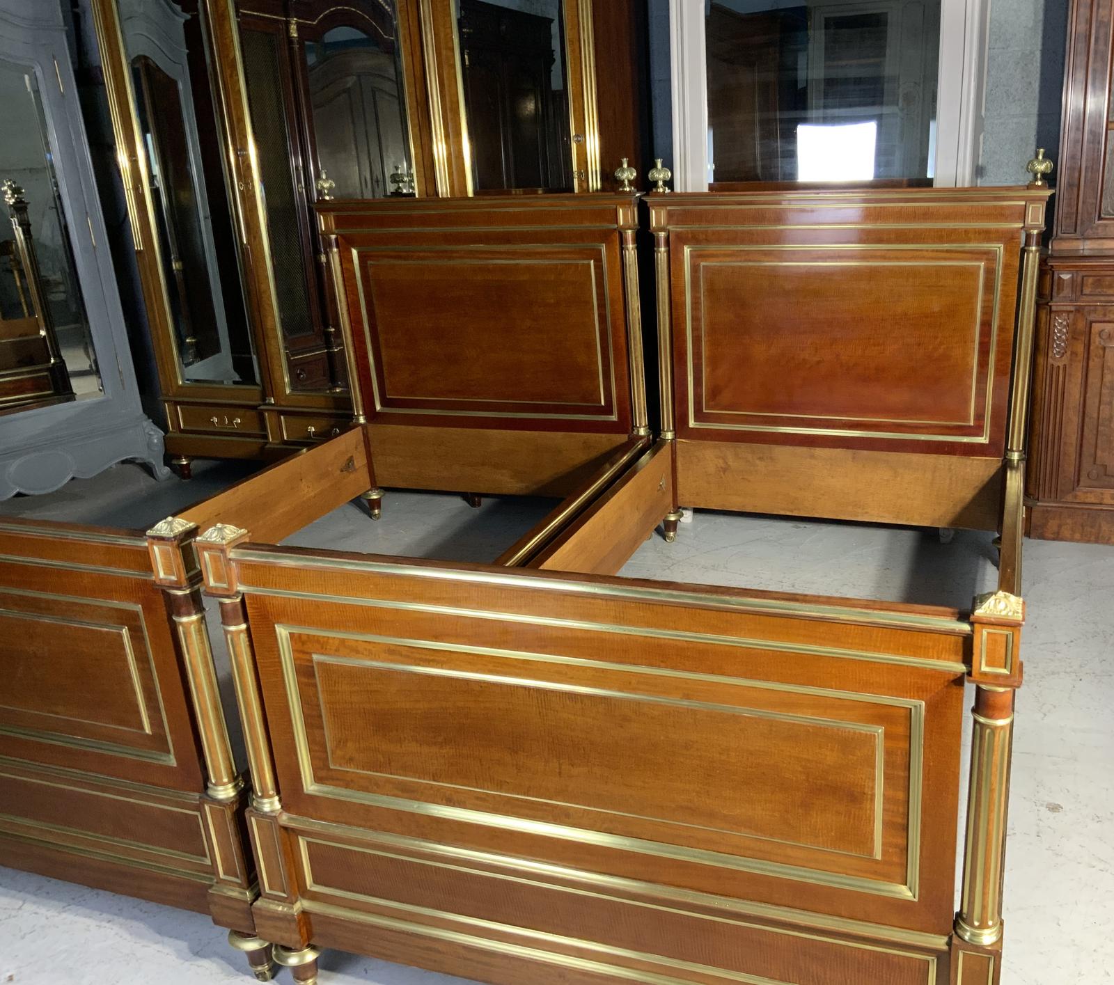 Pair of French Empire Mahogany & Brass Beds (1 of 9) Pair of French Empire Mahogany & Brass Beds (1 of 9)