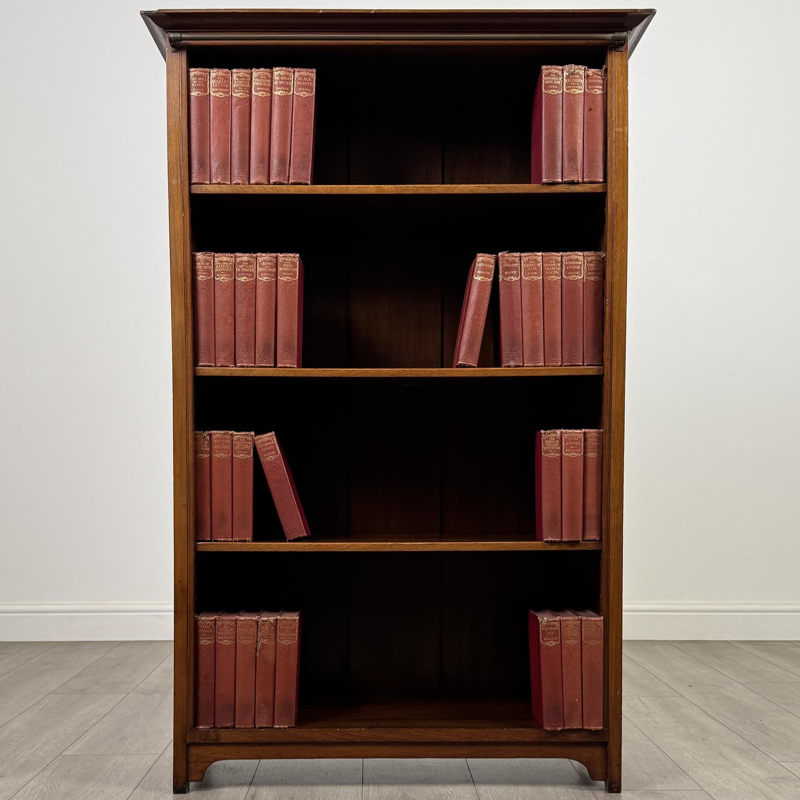 Antique 20th Century Good Quality Open Bookcase in Mahogany (1 of 10)