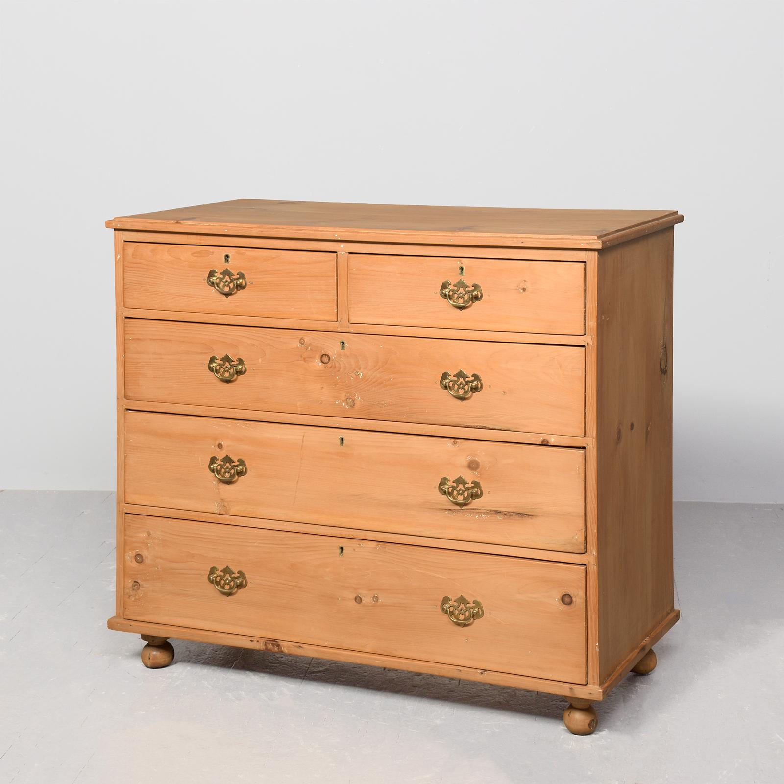 Victorian Yellow Pine Chest of Drawers (1 of 8) Victorian Yellow Pine Chest of Drawers (1 of 8)