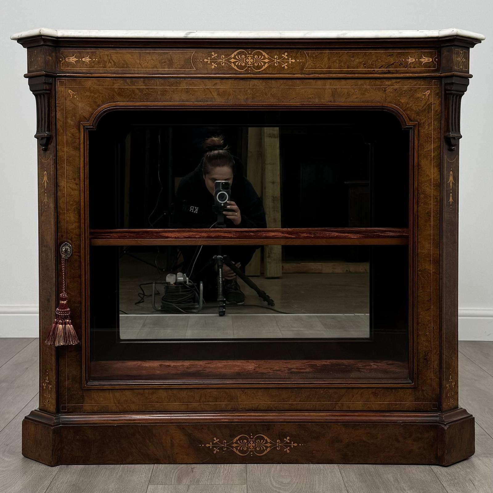 Antique 19th Century Fine Marble Top Pier Cabinet in Walnut (1 of 10)