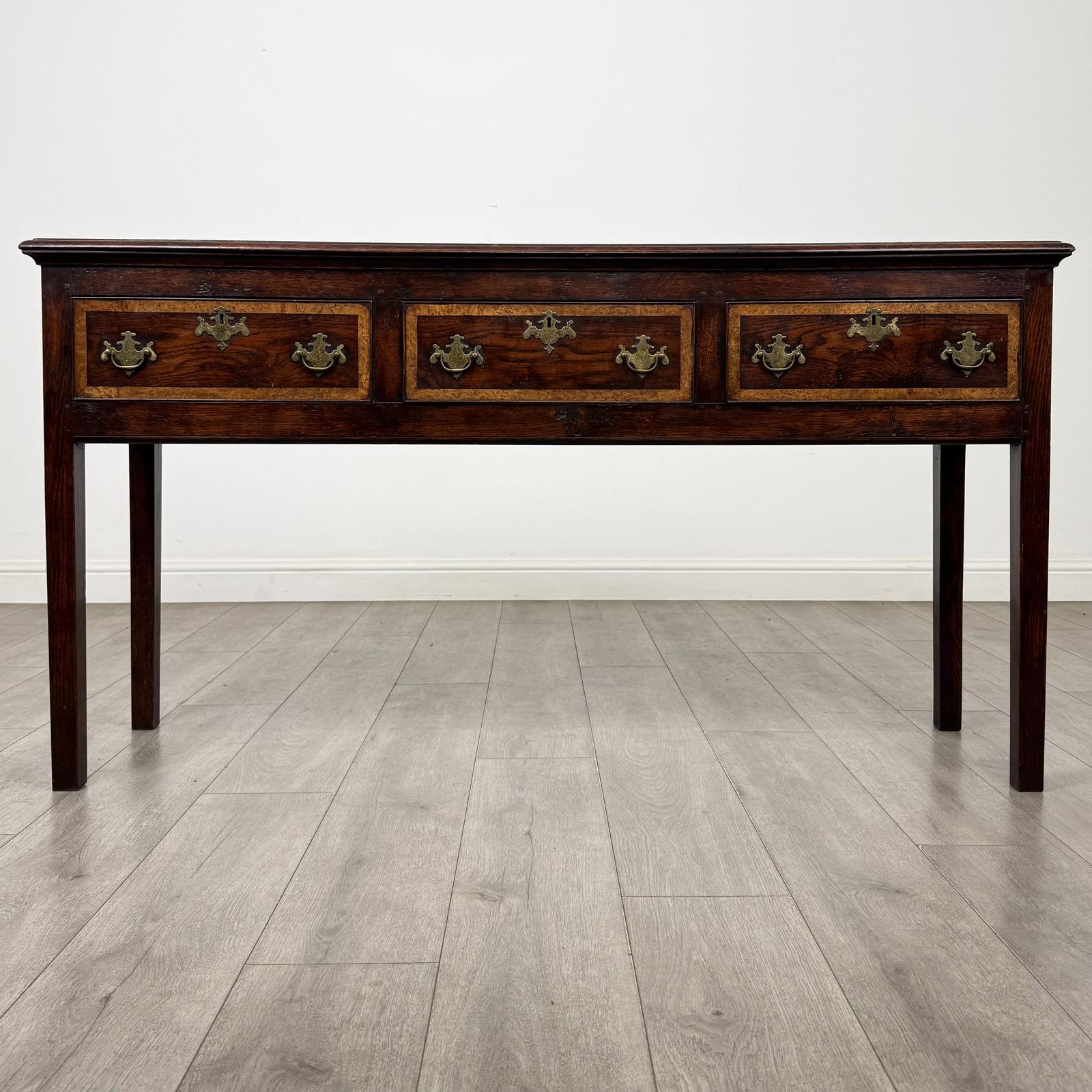 Antique 20th Century Fine Quality Dresser Base in Oak (1 of 11) Antique 20th Century Fine Quality Dresser Base in Oak (1 of 11)