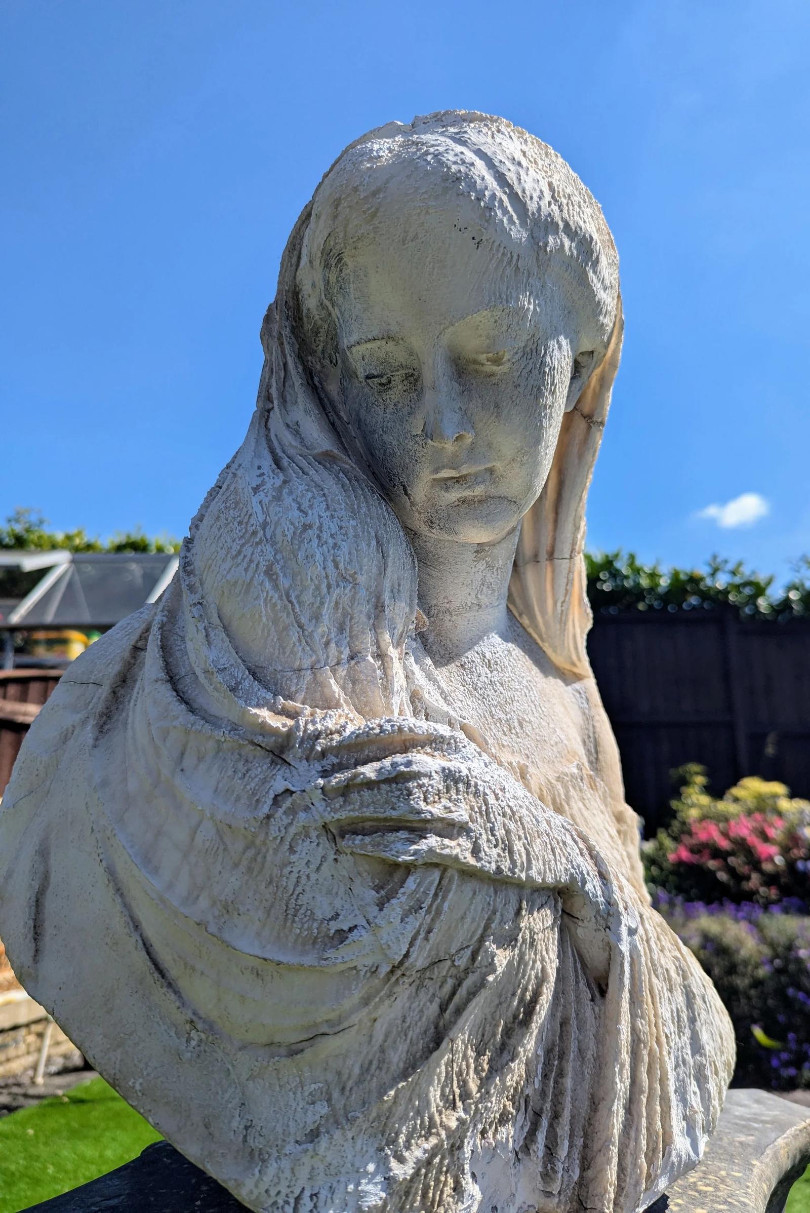 Beautiful Weathered Carved Marble Madonna & Child Bust (1 of 8) Beautiful Weathered Carved Marble Madonna & Child Bust (1 of 8)