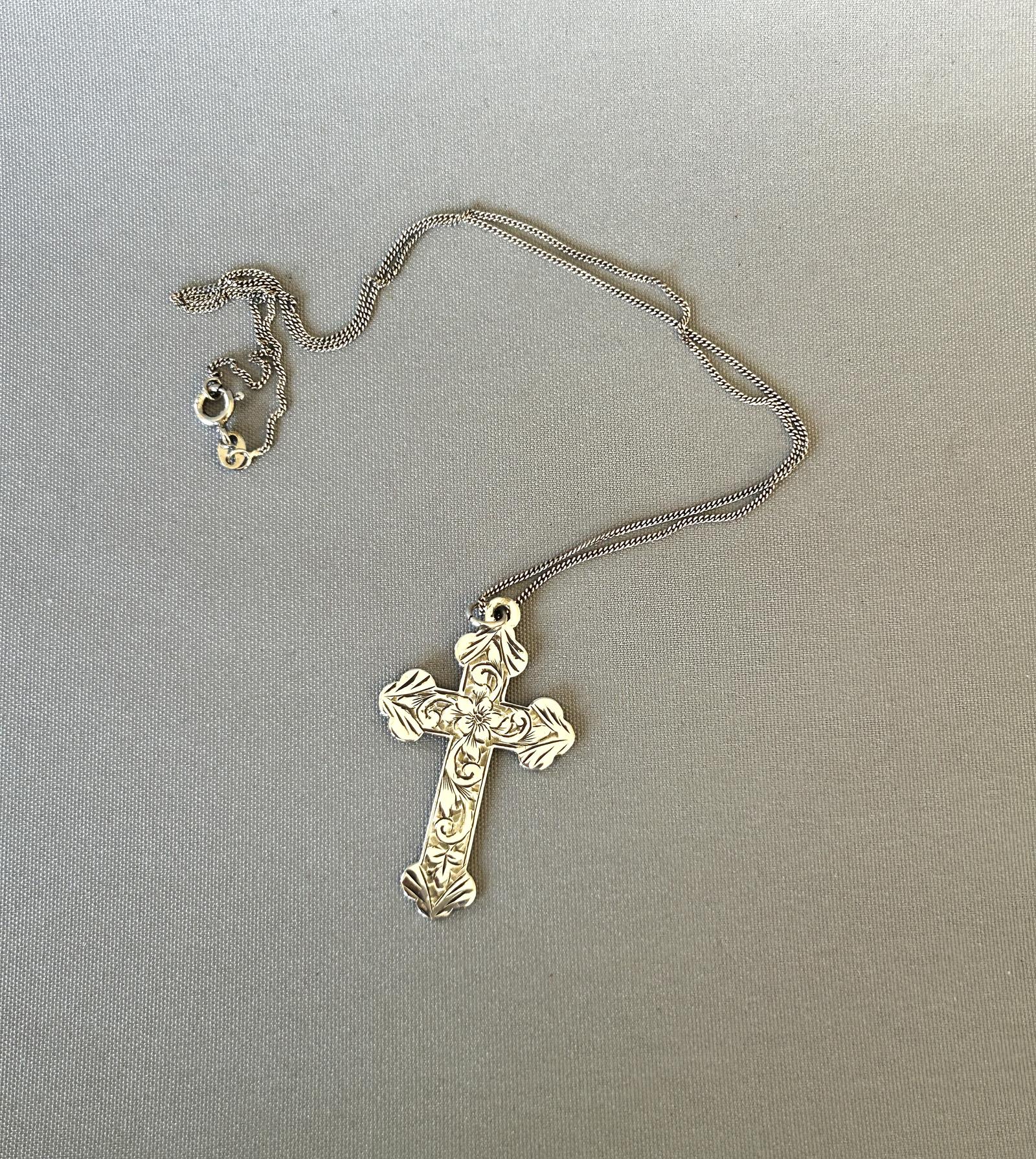 Edwardian Large Silver Cross & Chain (1 of 6) Edwardian Large Silver Cross & Chain (1 of 6)