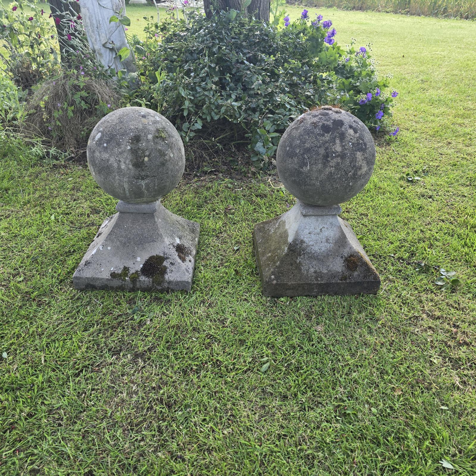 Well Weathred Post Finials (1 of 6) Well Weathred Post Finials (1 of 6)