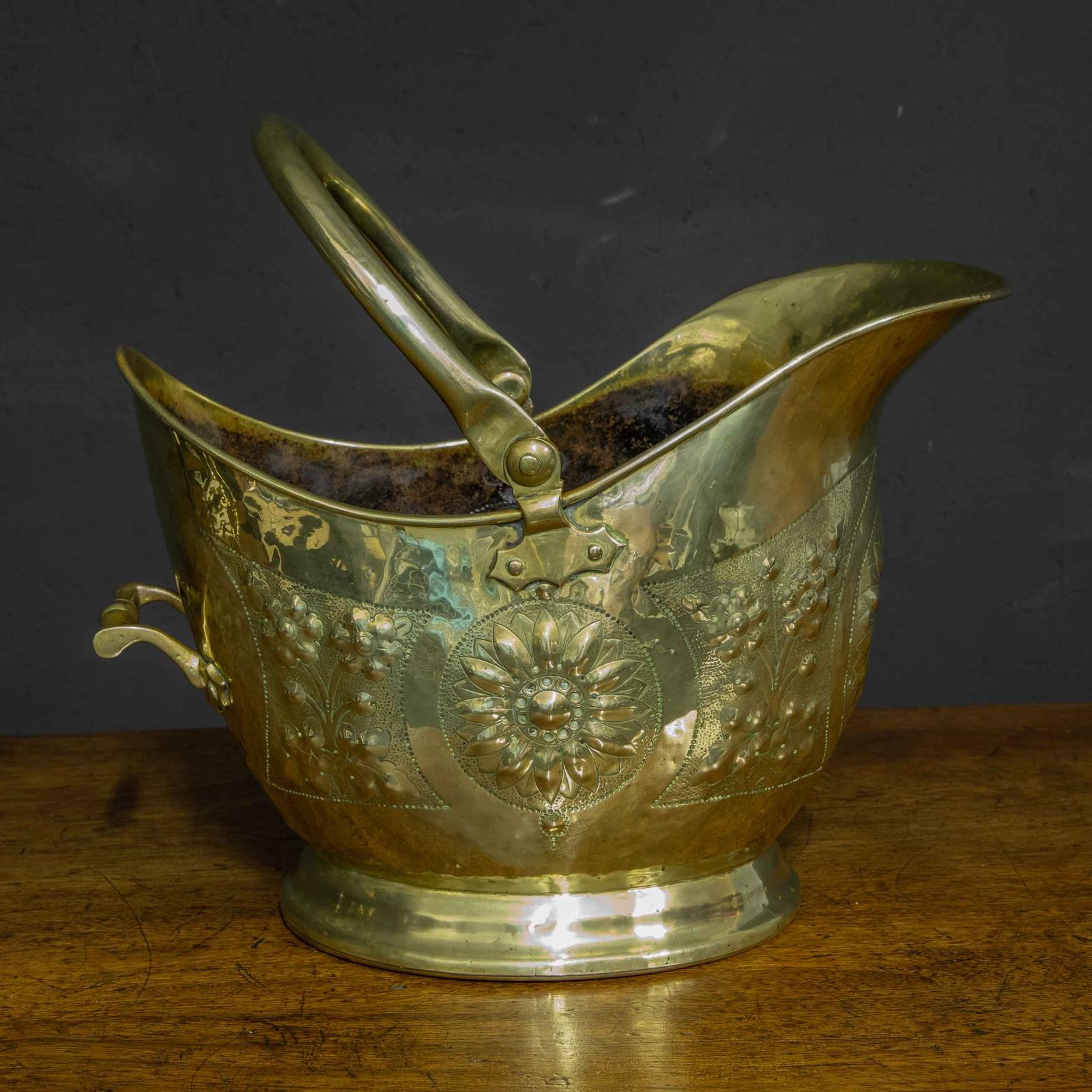 Victorian Brass Coal Helmet (1 of 9)