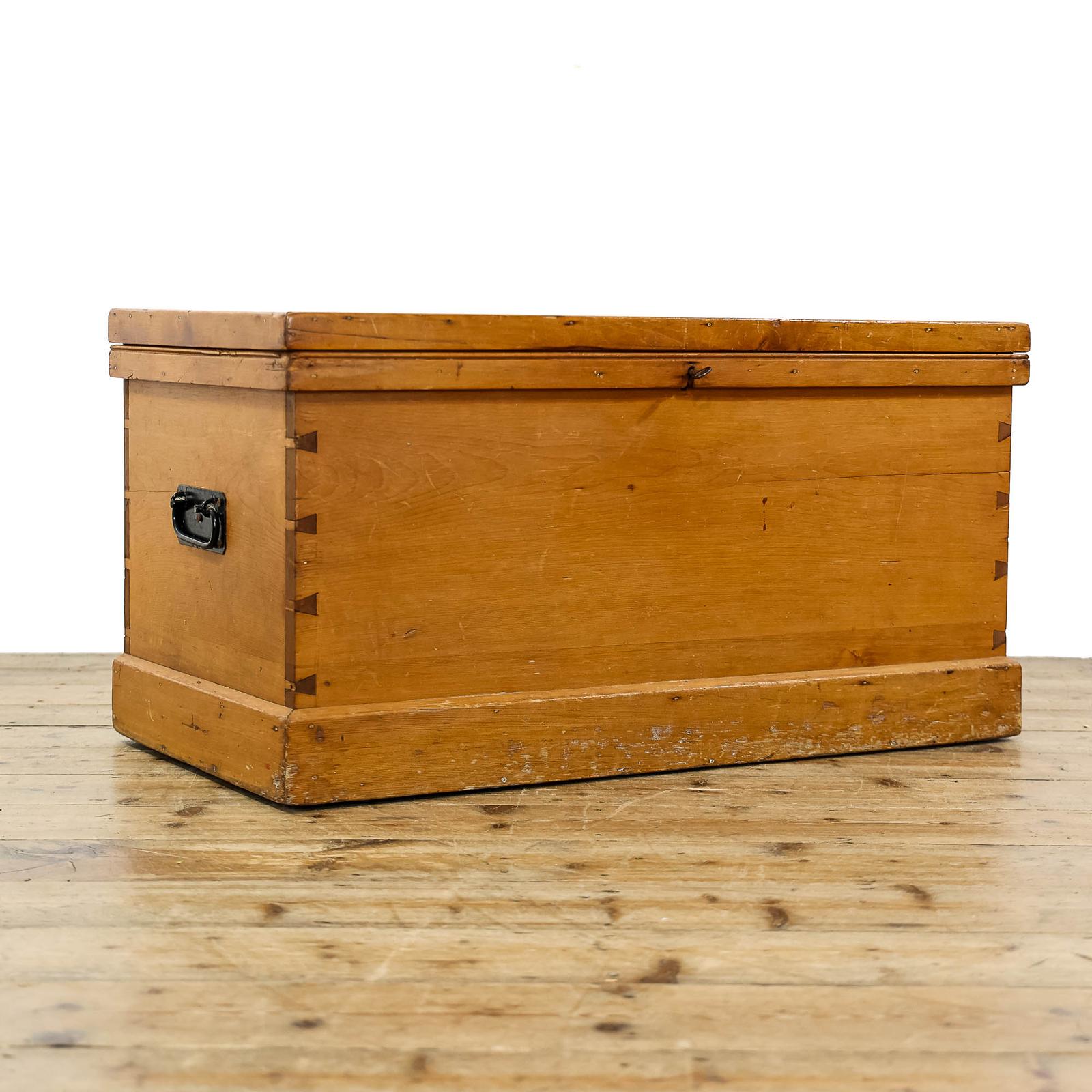 Antique Pine Blanket Box (1 of 9)