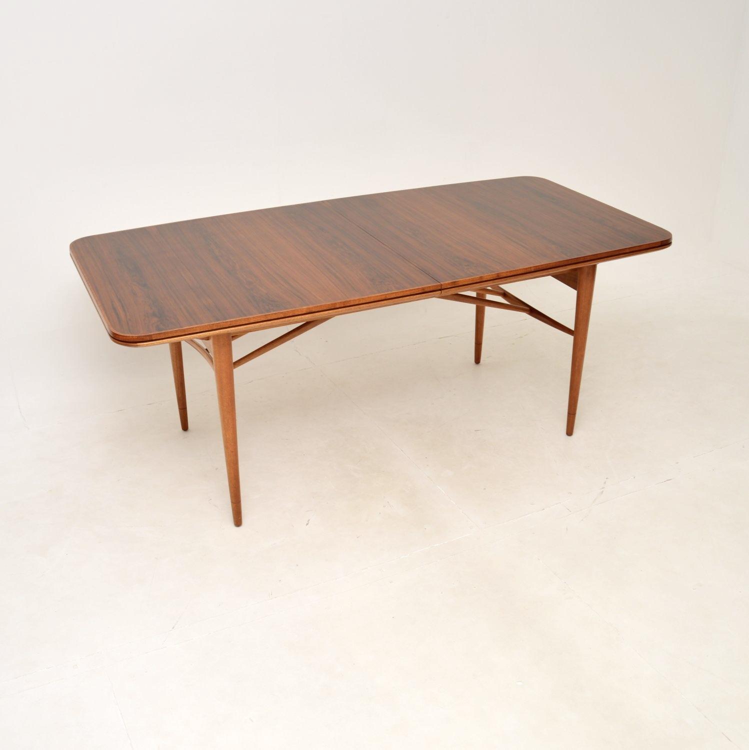 Vintage Rosewood Dining Table by Robert Heritage for Archie Shine (1 of 11) Vintage Rosewood Dining Table by Robert Heritage for Archie Shine (1 of 11)