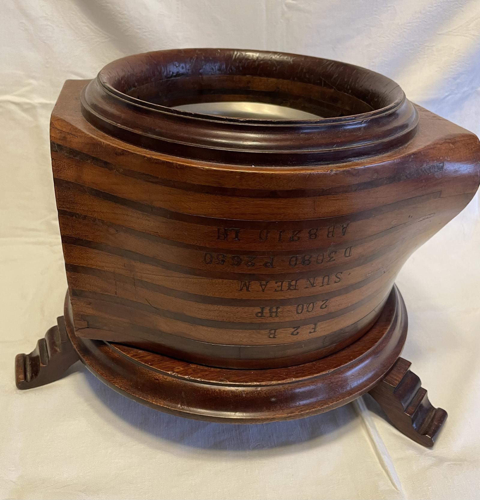 Mahogany Militaria - main image