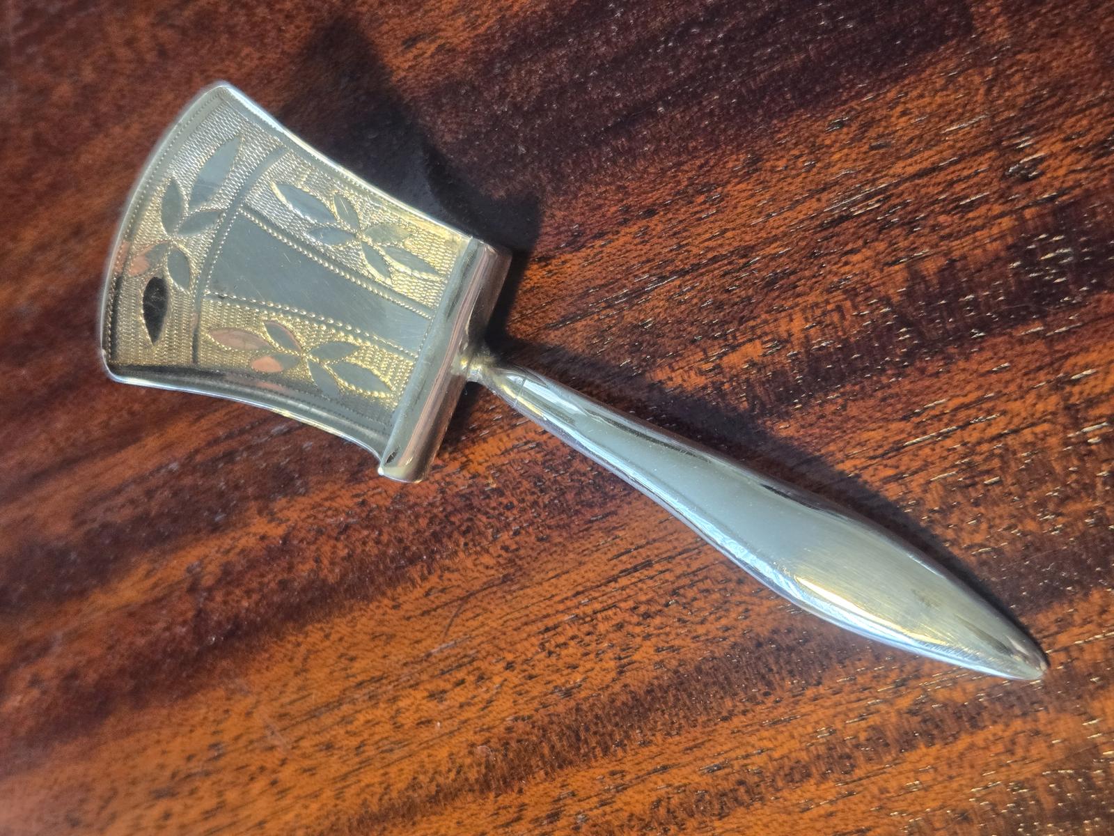 Georgian Solid Silver Caddy Spoon 1812 William Pugh (1 of 5) Georgian Solid Silver Caddy Spoon 1812 William Pugh (1 of 5)