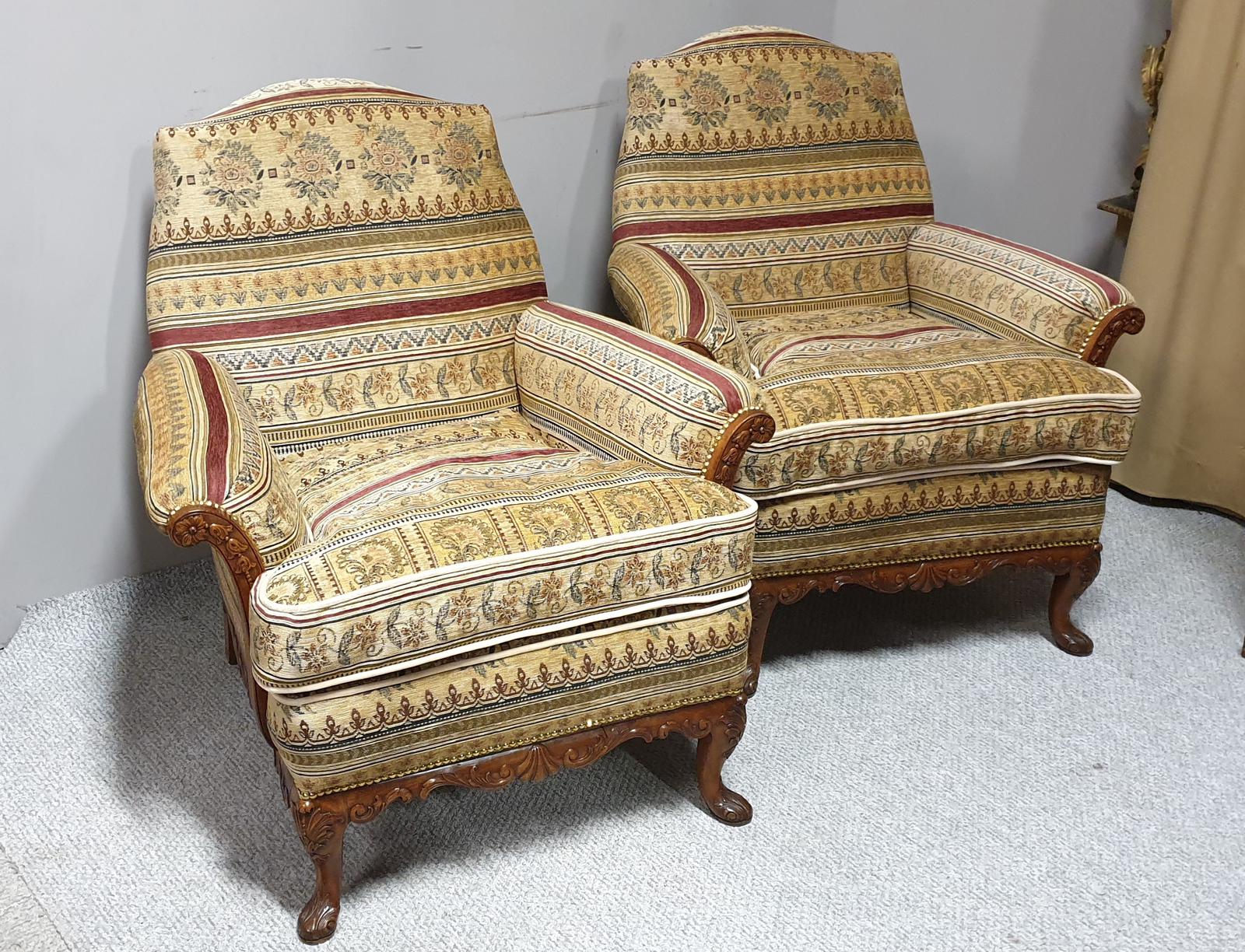 Outstanding Pair of English Armchairs (1 of 1) Outstanding Pair of English Armchairs (1 of 1)