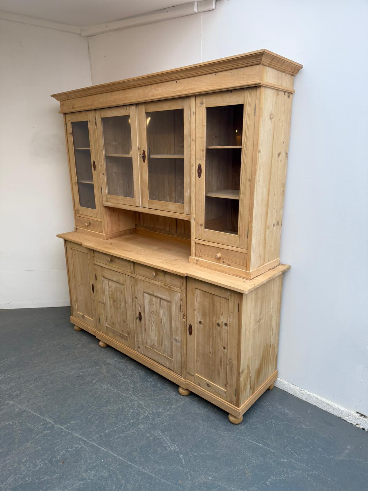 A Fabulous Large Antique / Old Pine 4 Door Plain Kitchen Dresser to Wax / Paint (1 of 9)