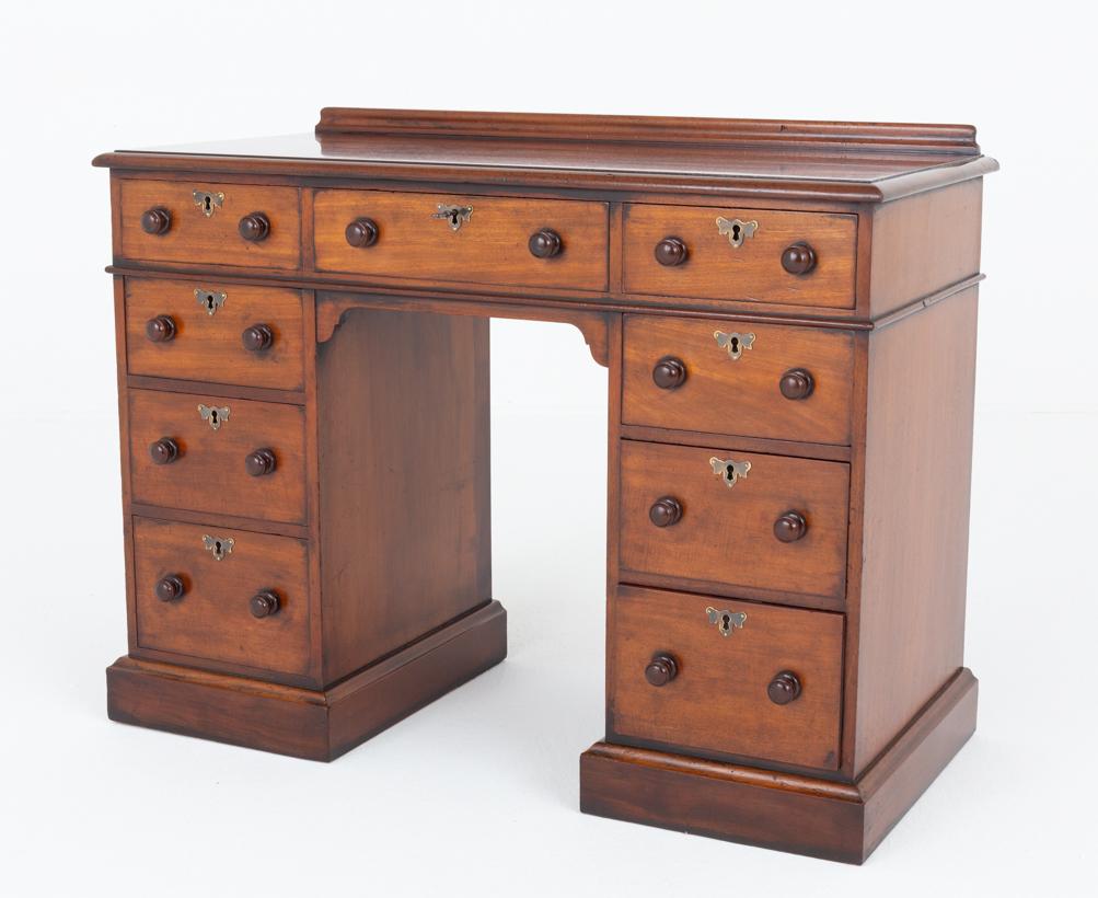 Victorian Mahogany Pedestal Desk (1 of 6)