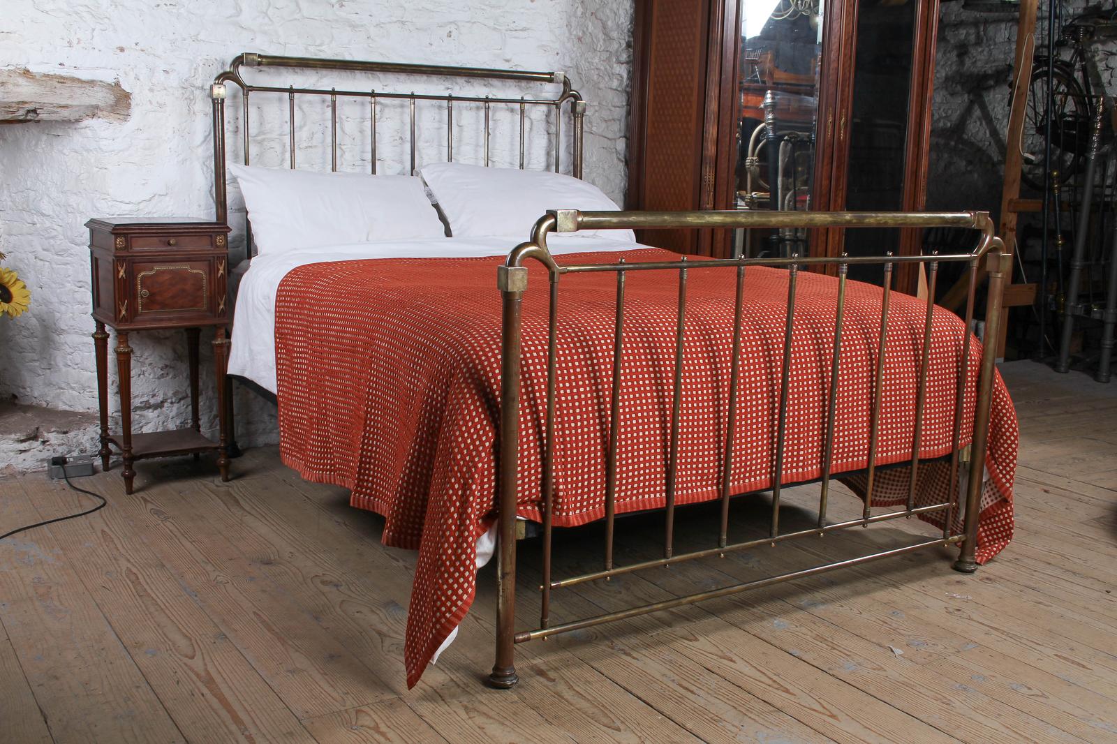 Uniquely & Beautifully Shaped All Brass King Size Bed (1 of 9)