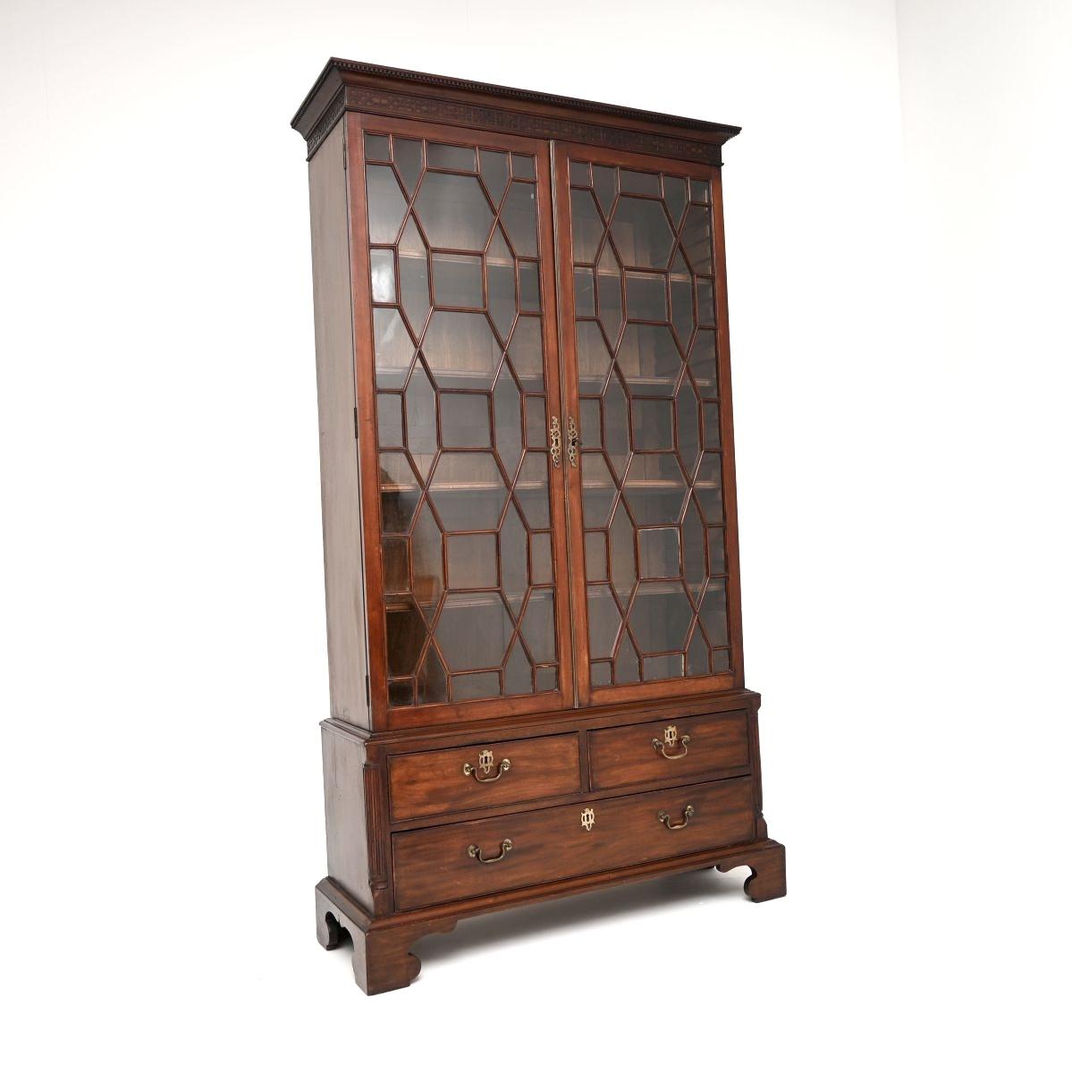 Antique Georgian Period Mahogany Bookcase (1 of 8) Antique Georgian Period Mahogany Bookcase (1 of 8)