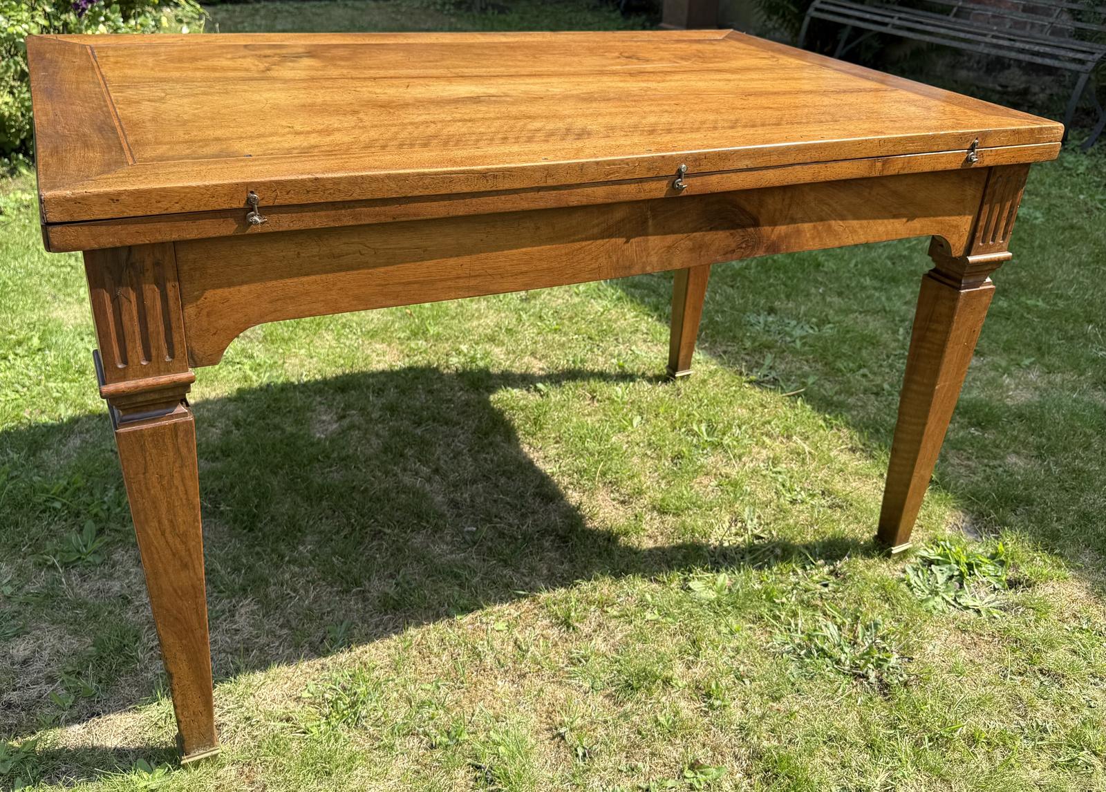 18th Century Extending Farmhouse Table in Walnut (1 of 6)