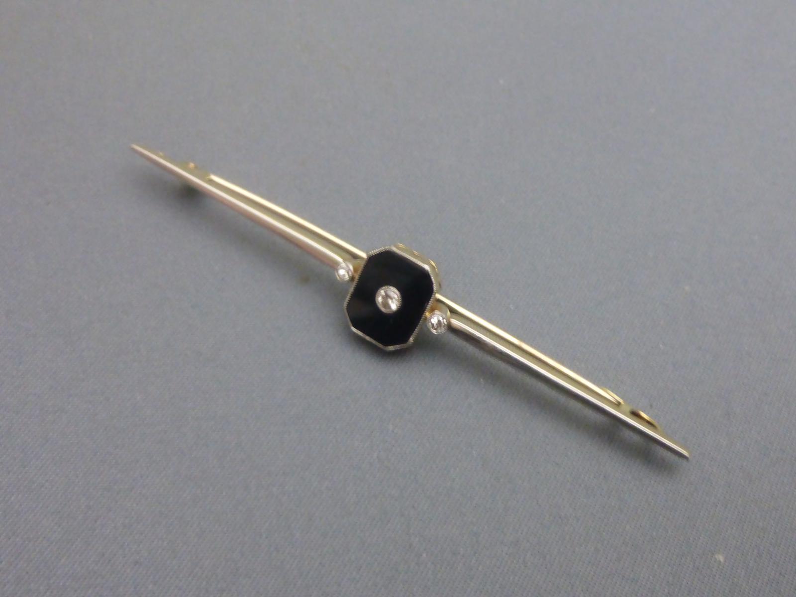 Art Deco 15ct & Platinum, Diamond & Onyx Brooch (1 of 5)