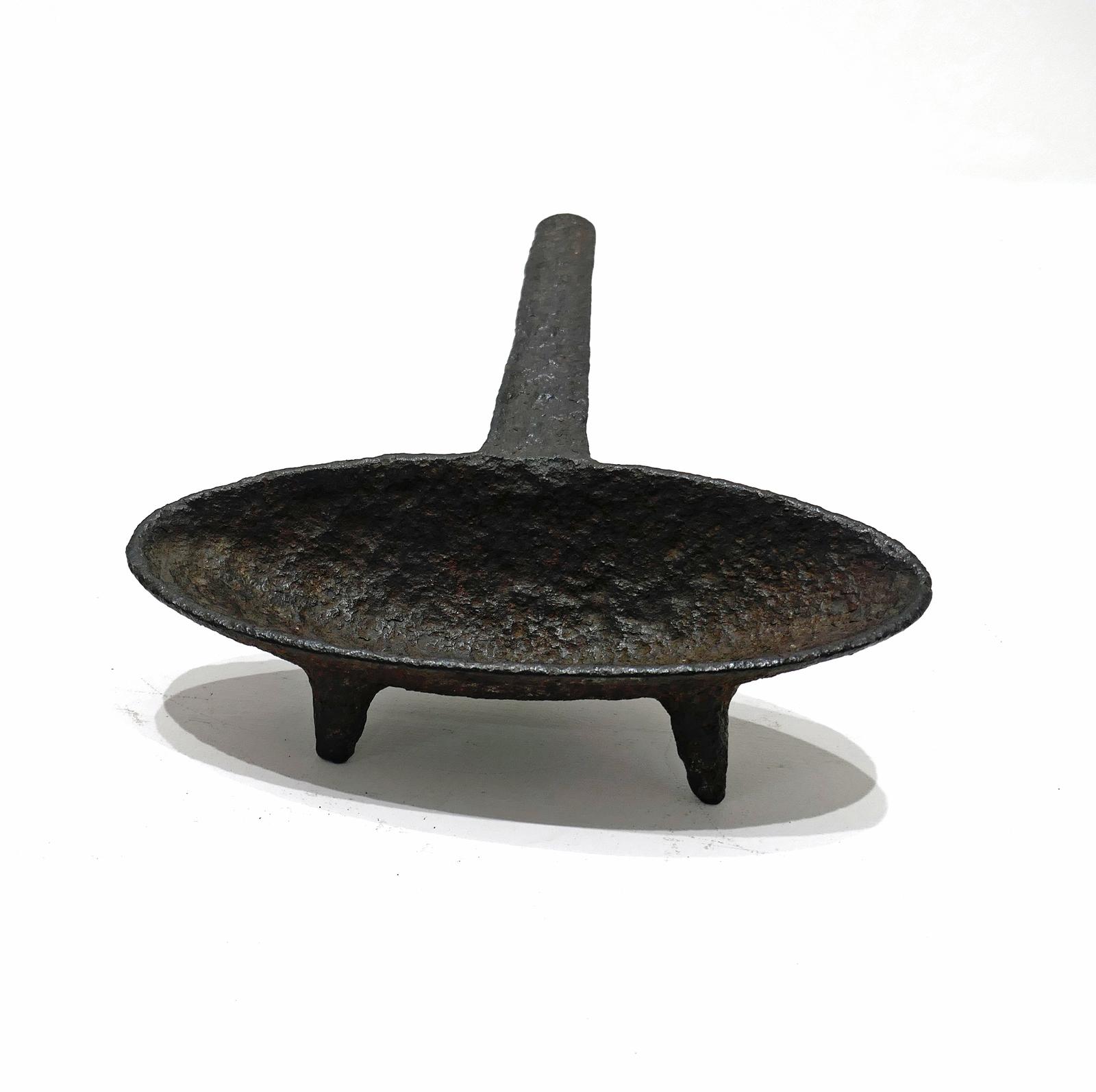 Antique Early Metalware 17thc Cast Iron Down Hearth Grisset. English (1 of 5) Antique Early Metalware 17thc Cast Iron Down Hearth Grisset. English (1 of 5)