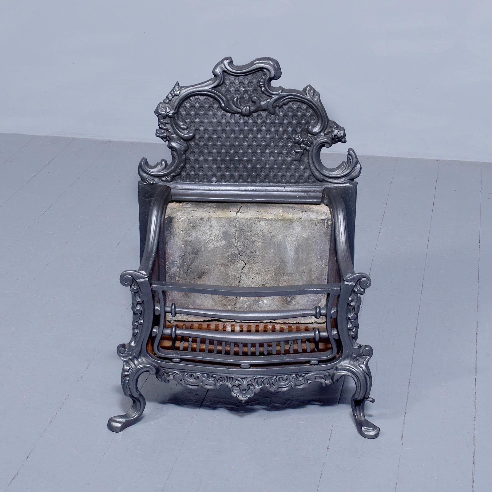 Cast Iron, Neat-sized Rococo-style Fire Basket (1 of 8)