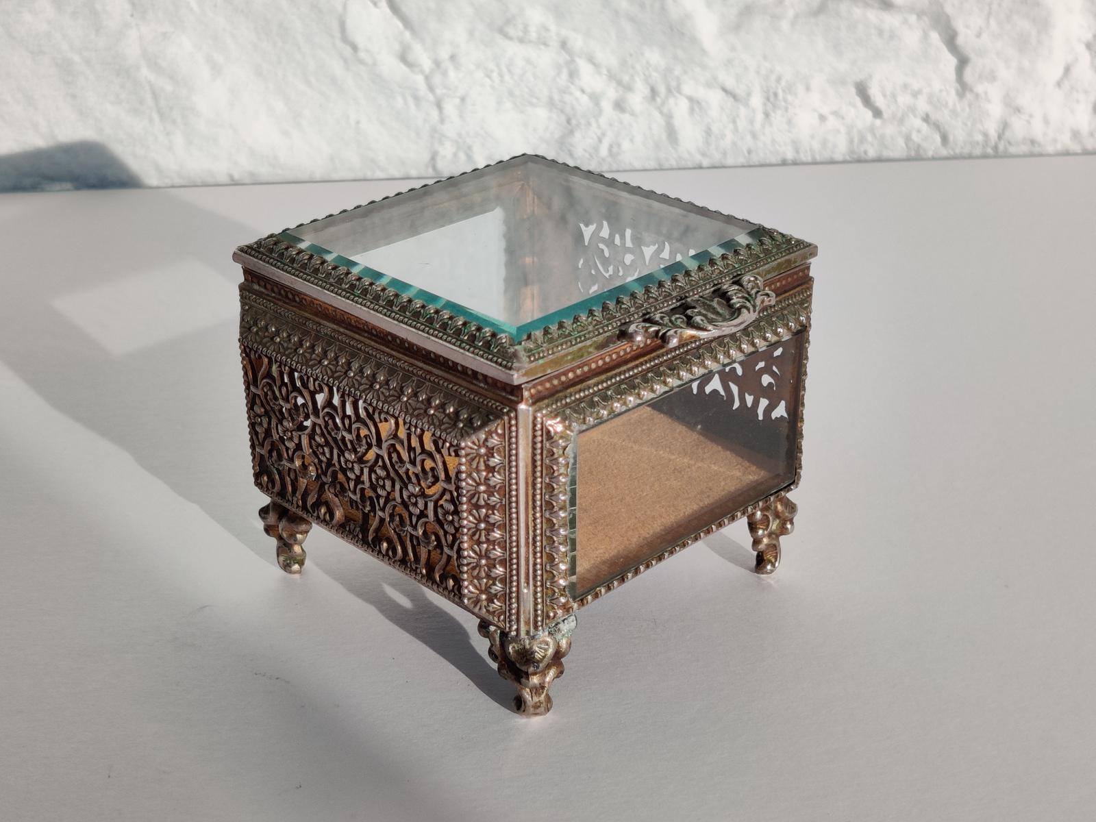 Trinket / Casket Box - French (1 of 8)