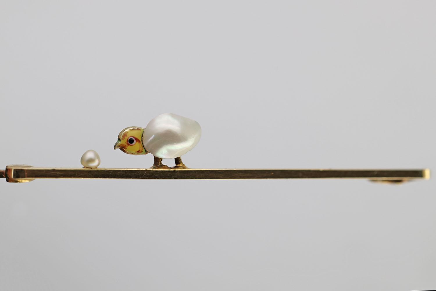 Antique 15ct Gold Brooch with Pearl and Enamel Chick (1 of 2) Antique 15ct Gold Brooch with Pearl and Enamel Chick (1 of 2)