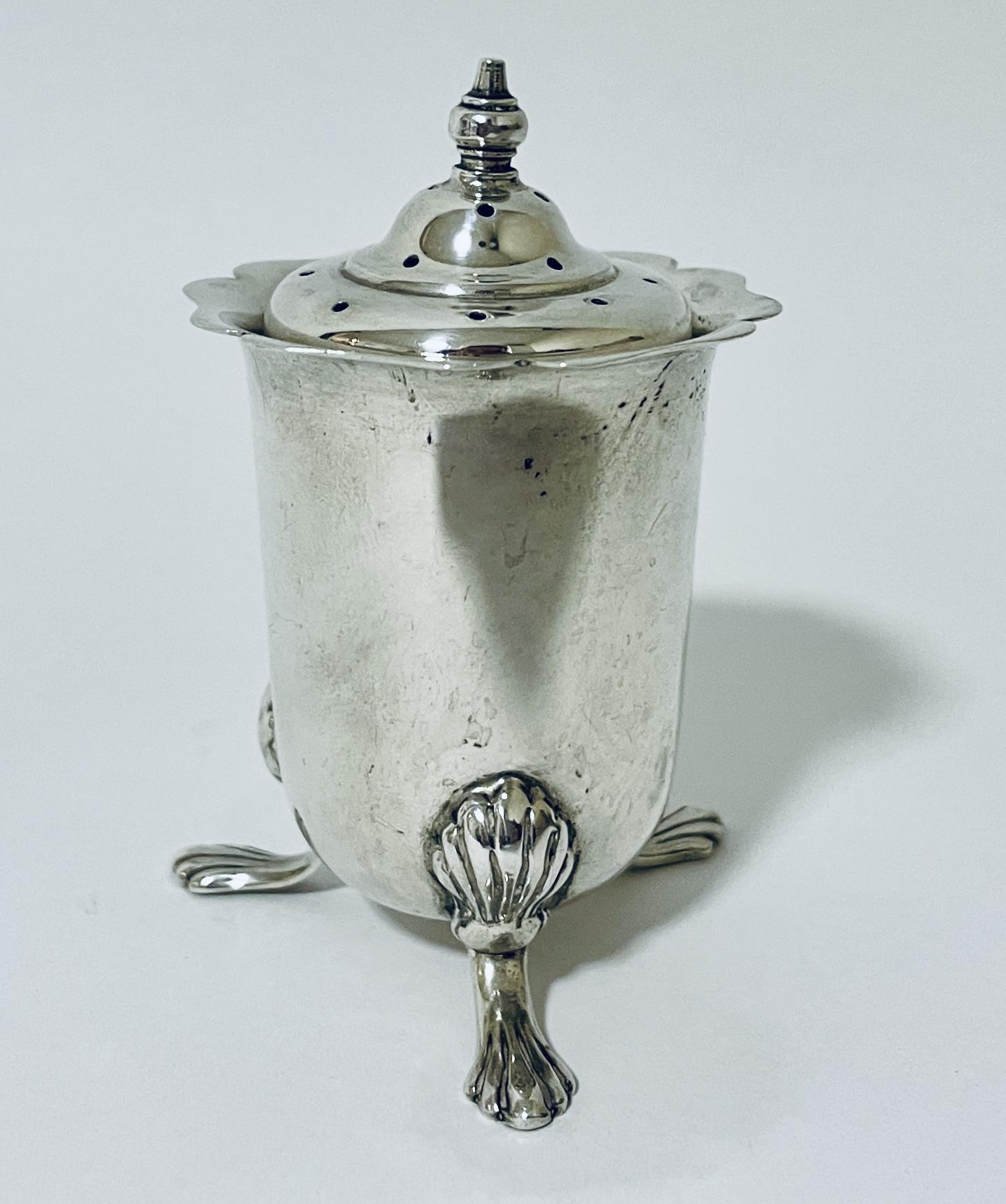 Antique Silver Pepper Pot (1 of 11) Antique Silver Pepper Pot (1 of 11)