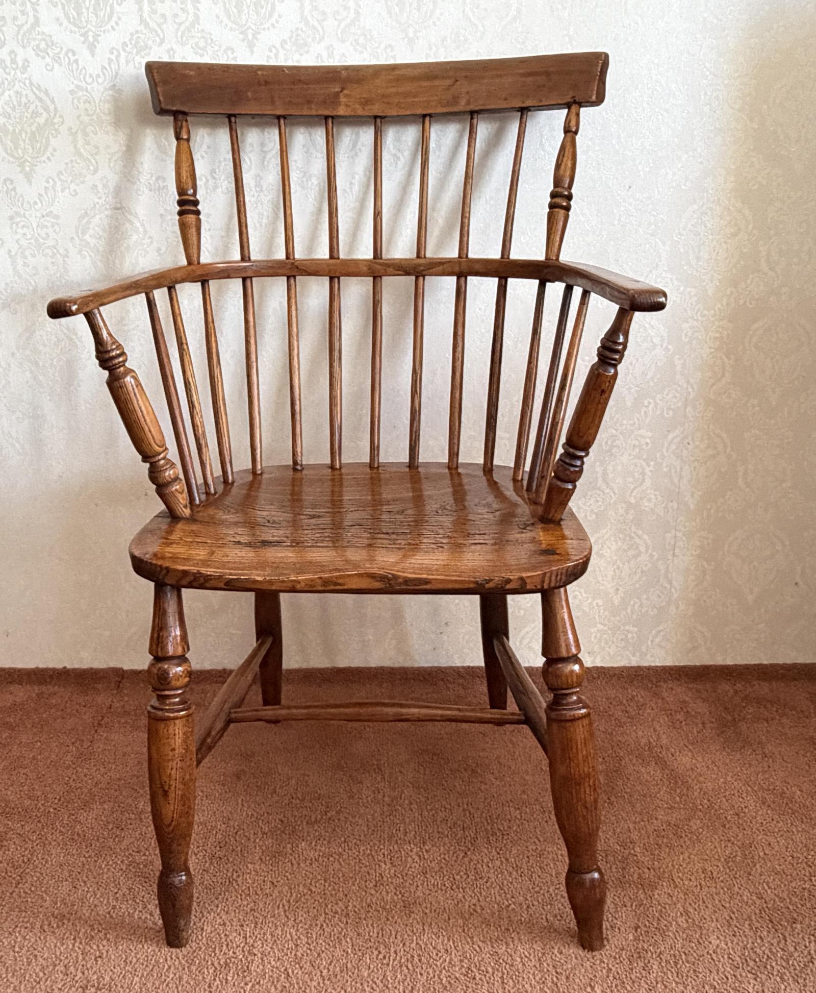 18th Century Comb Back Windsor Chair (1 of 4) 18th Century Comb Back Windsor Chair (1 of 4)