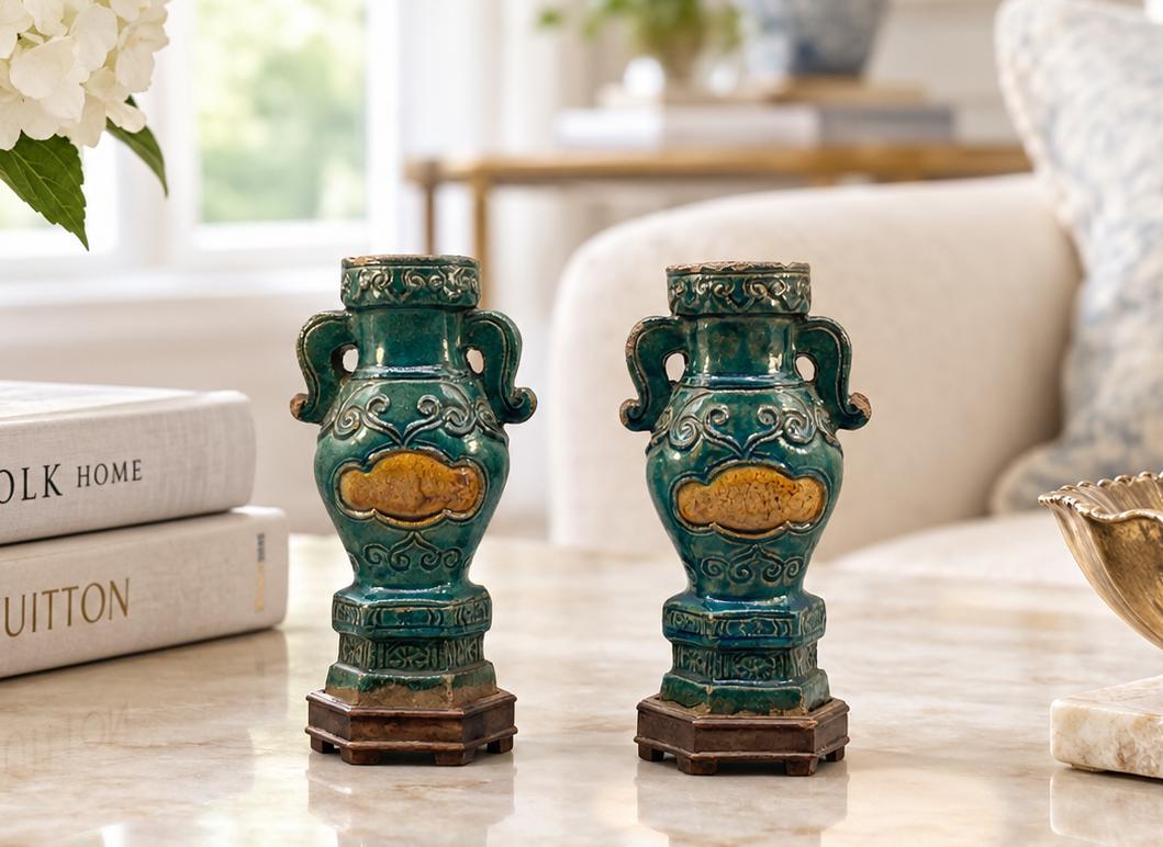 Pair Early 17th-century Chinese Turquoise & Amber Vases - Ming Dynasty (1 of 13) Pair Early 17th-century Chinese Turquoise & Amber Vases - Ming Dynasty (1 of 13)