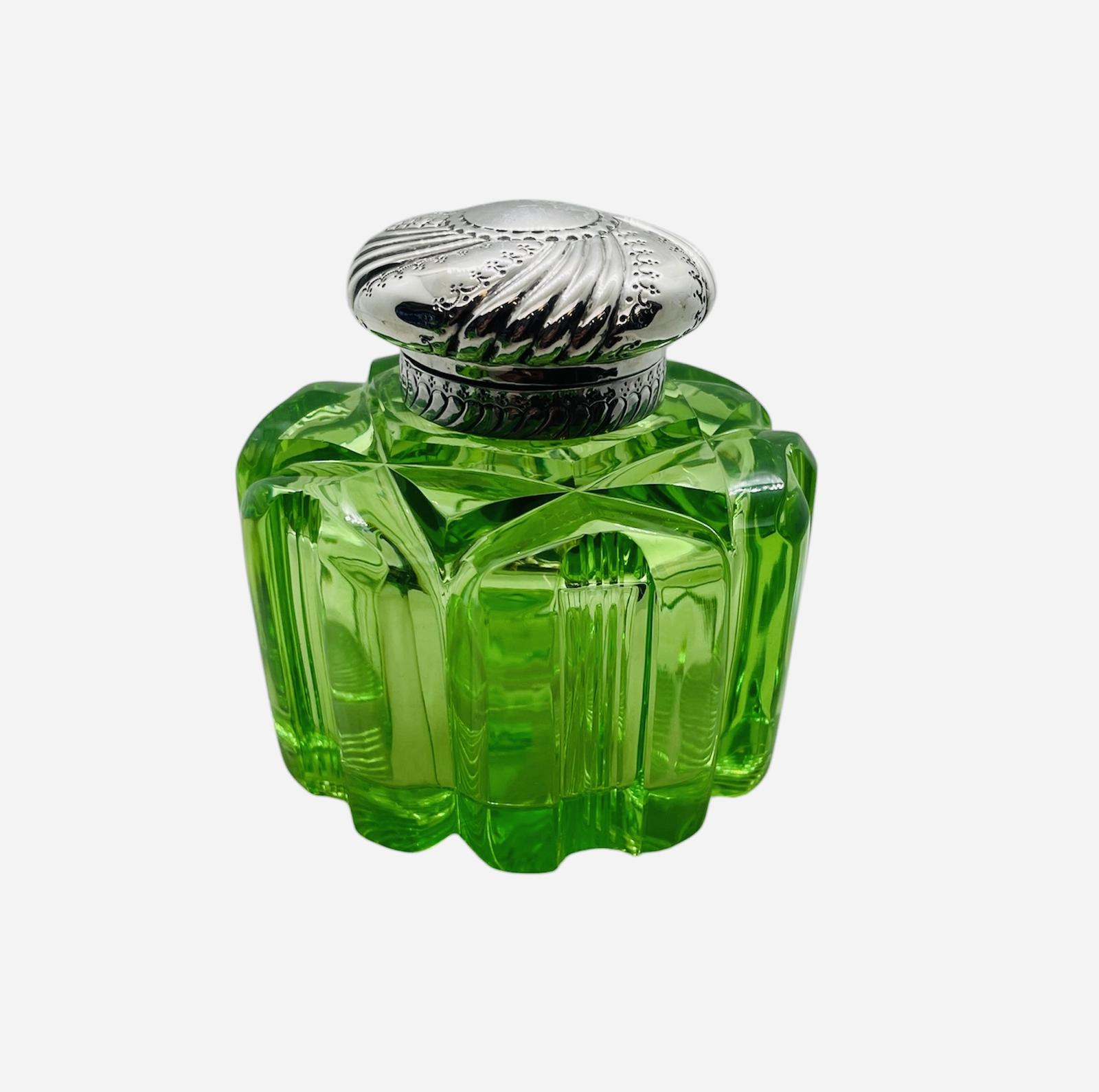 Antique Victorian Silver Uranium Perfume / Inkwell (1 of 10) Antique Victorian Silver Uranium Perfume / Inkwell (1 of 10)